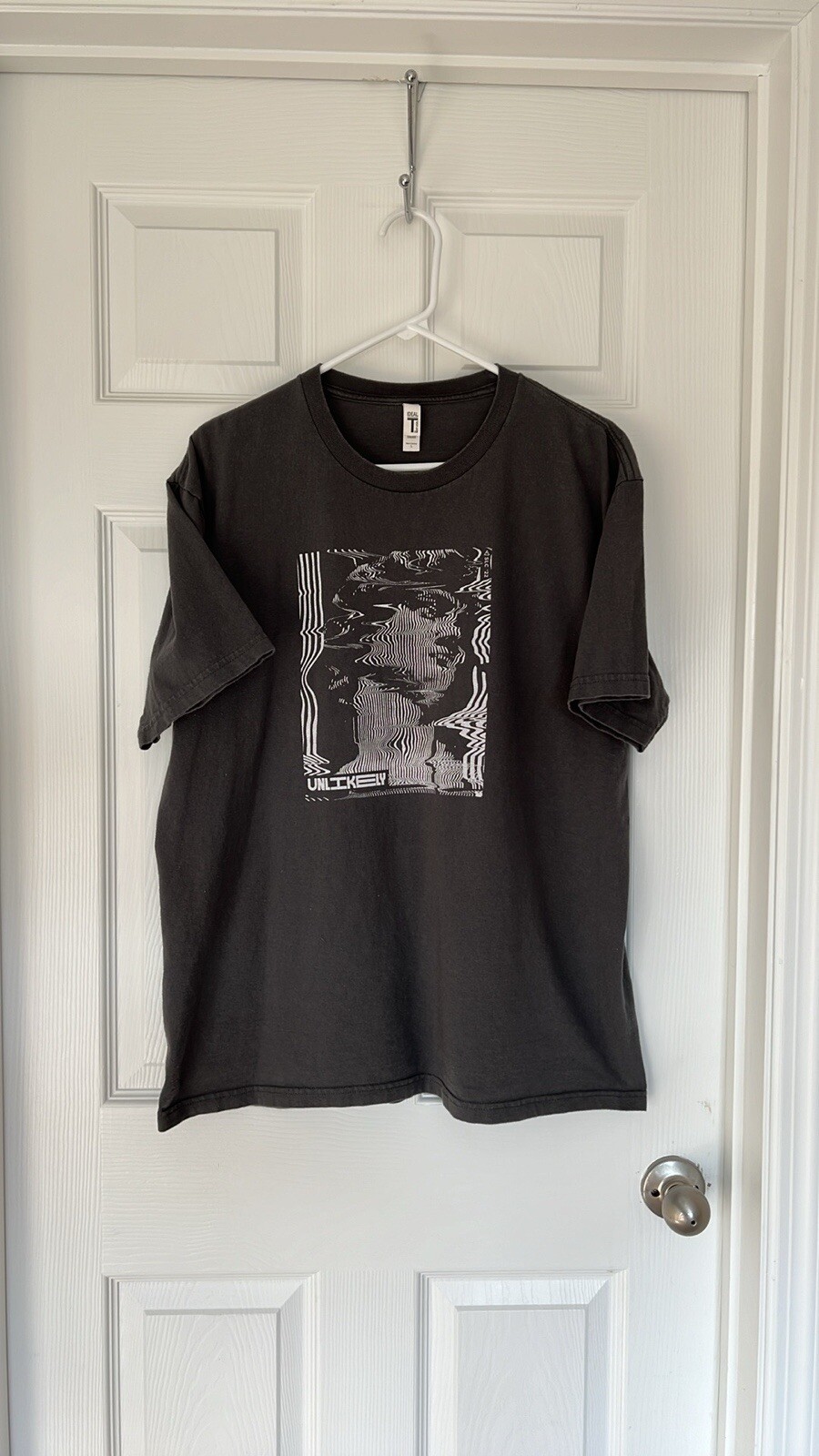 Ideal T by next level gray& white short sleeve teeshirt