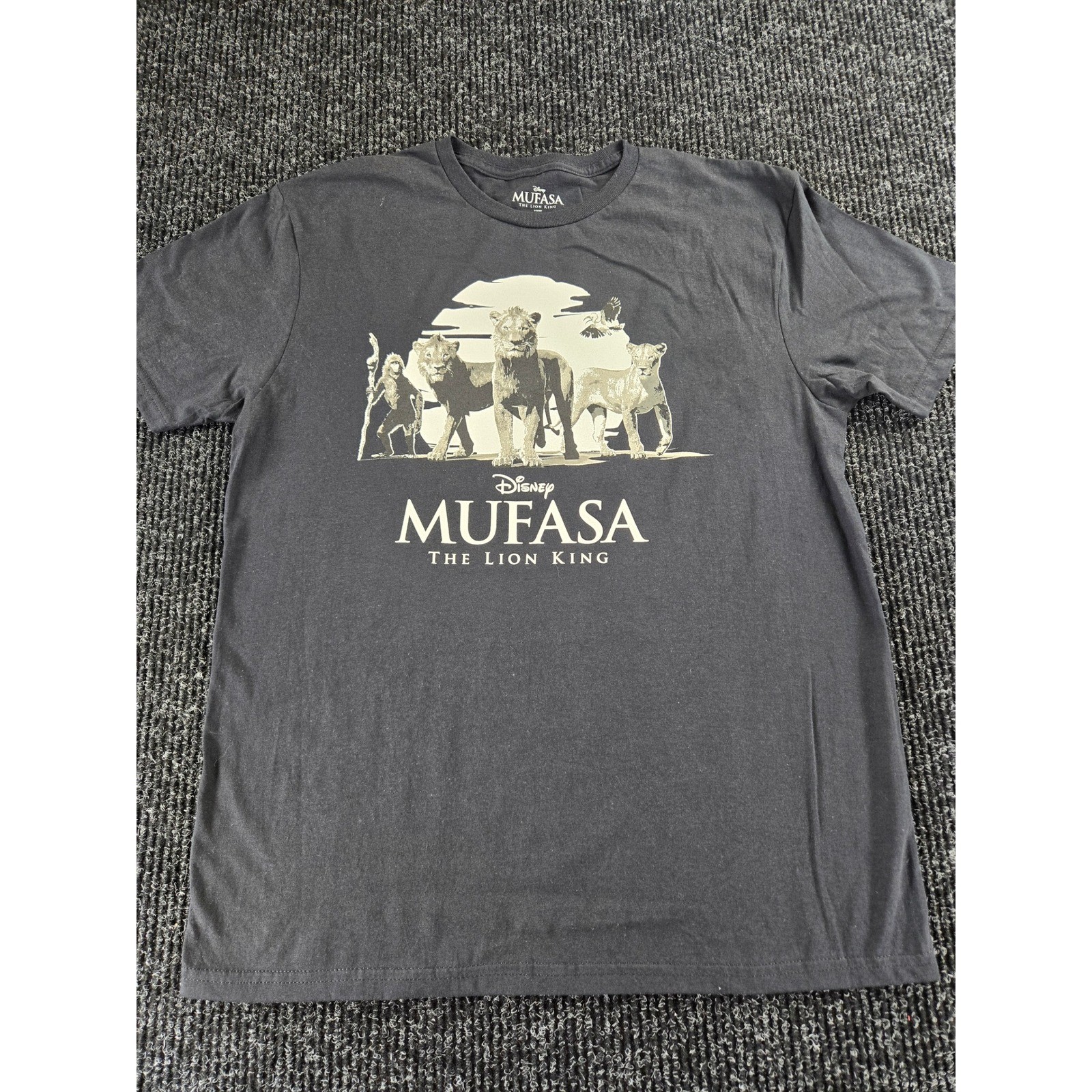 Disney Mufasa The Lion King Mens Large Black Graphic T-Shirt 100% Cotton