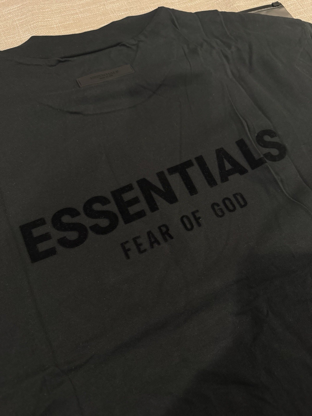 Fear of God Essentials Men’s M Black Crew Neck Short Sleeve Logo Tee