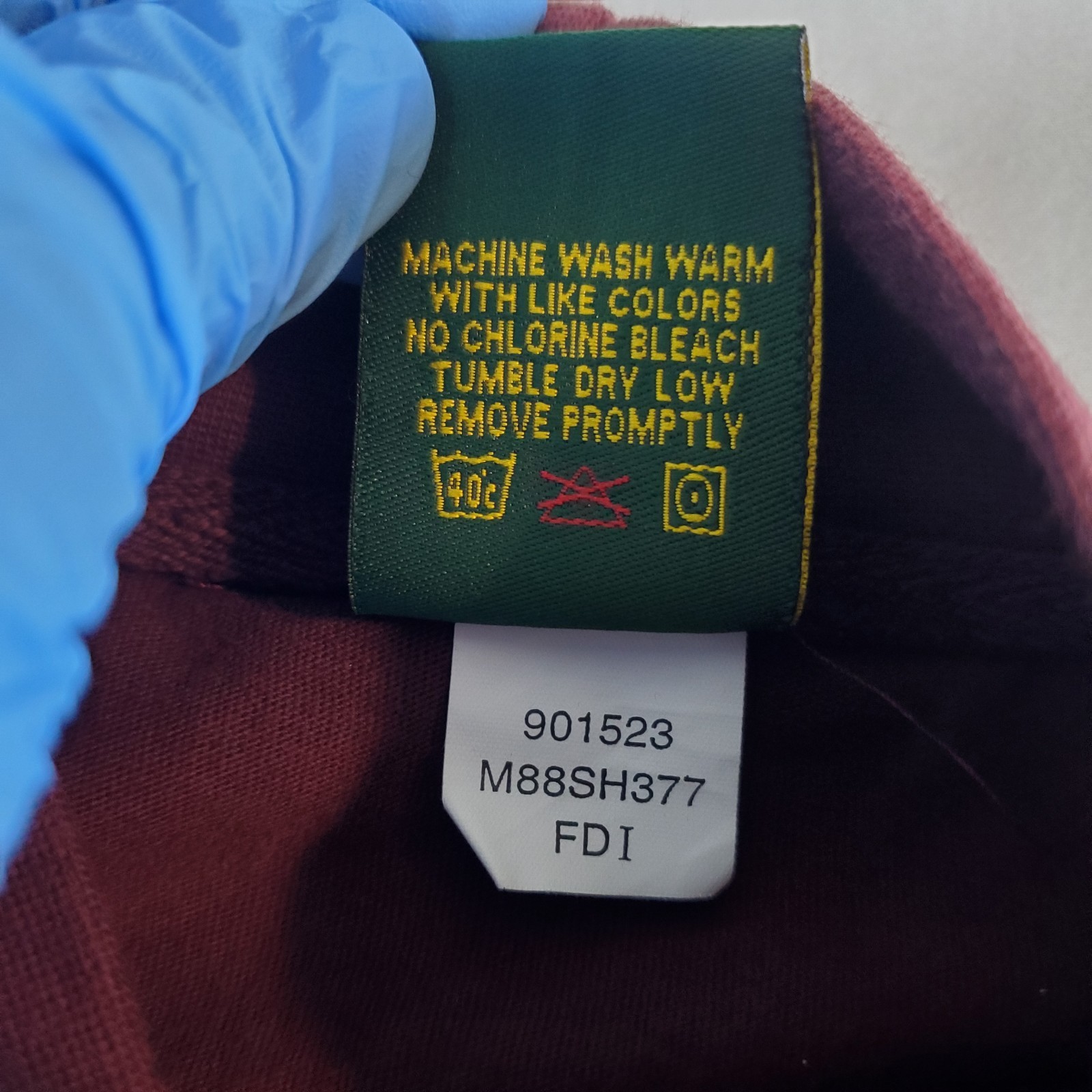Cabela’s Maroon Made in Canada – L Reg High Neck TShirt T Shirt Top Hunting