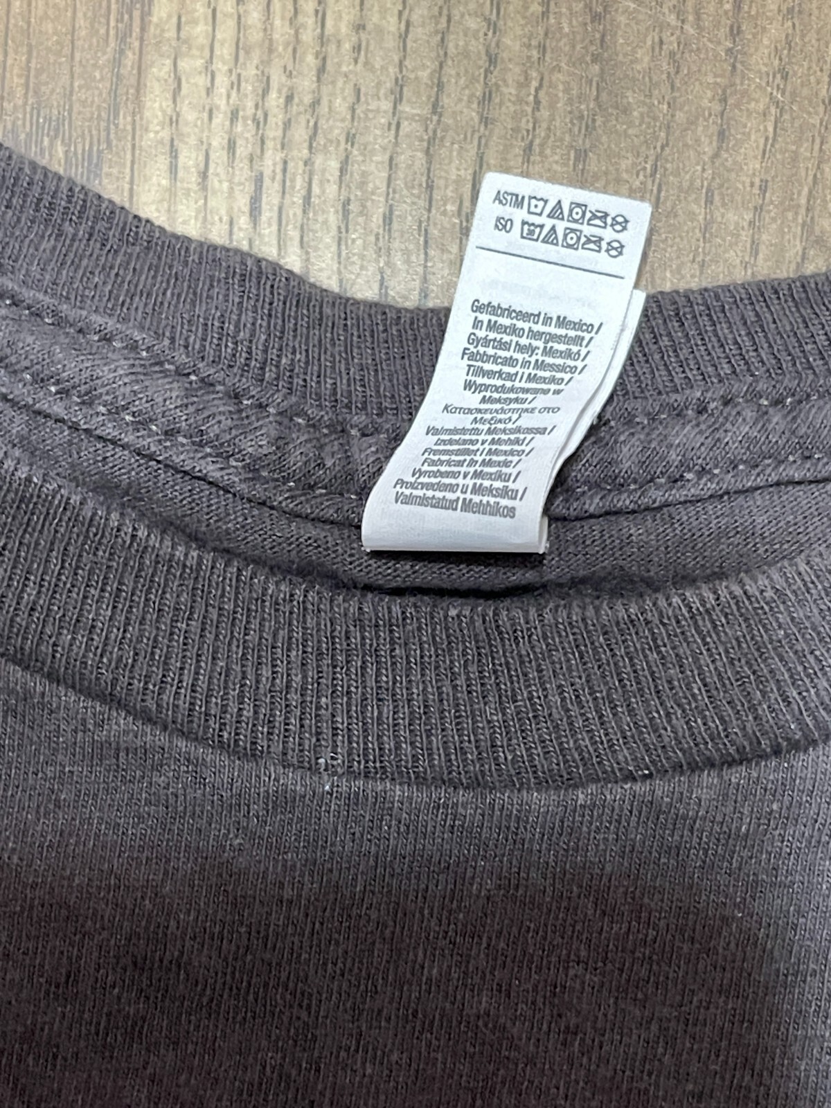 Alstyle Apparel & Activewear Shirt, Men’s Size Small, Gray Yellow, Tremble