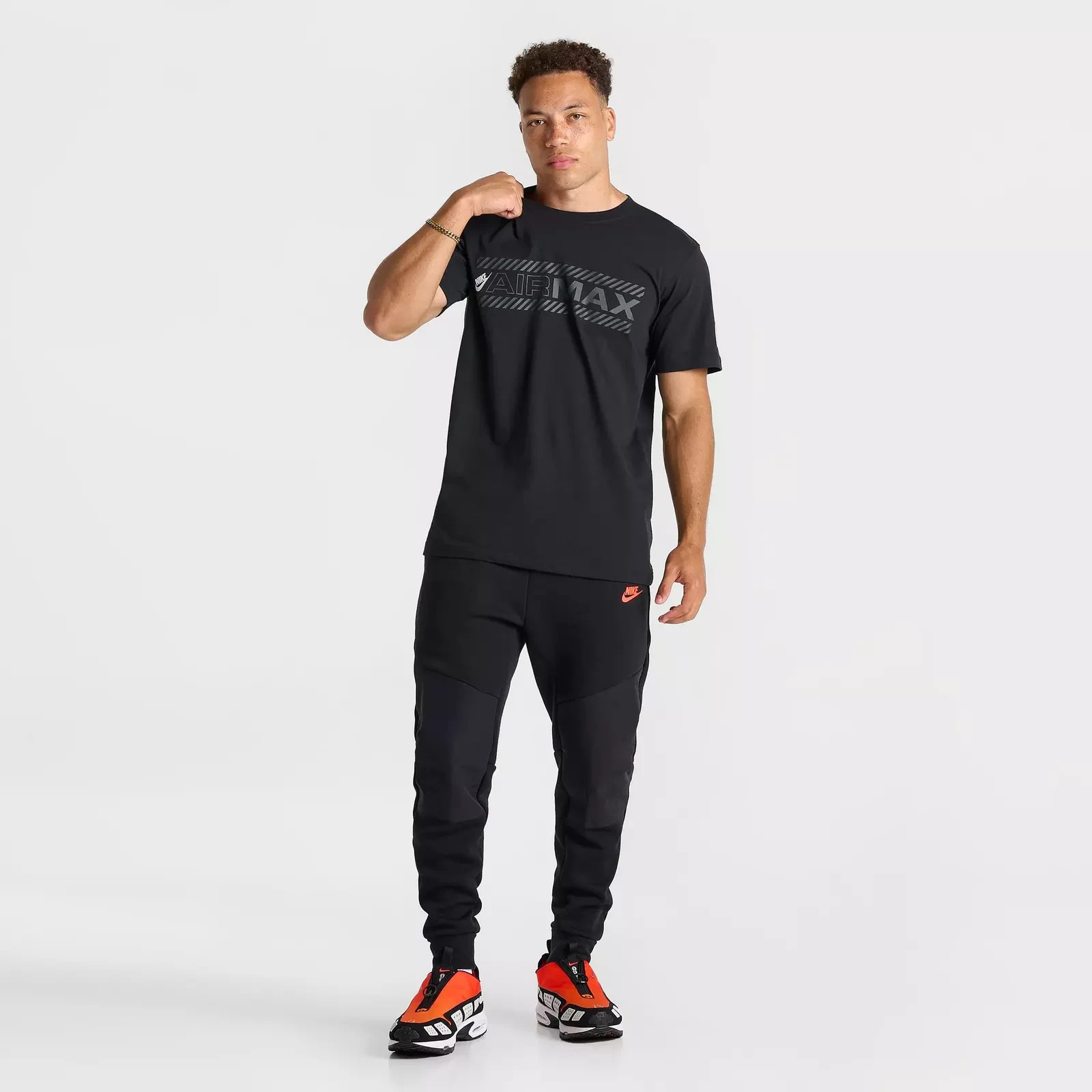 Nike Air Max Graphic Logo Mens T-Shirt IF 0014-010 Black Gray M NWT