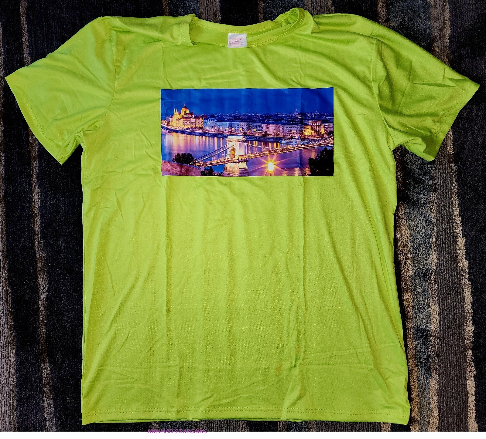 T-SHIRT HALF SLEEVE 100 % POLYESTER COTTON DESIGN (GREEN) SIZE LARGE (O-NECK)