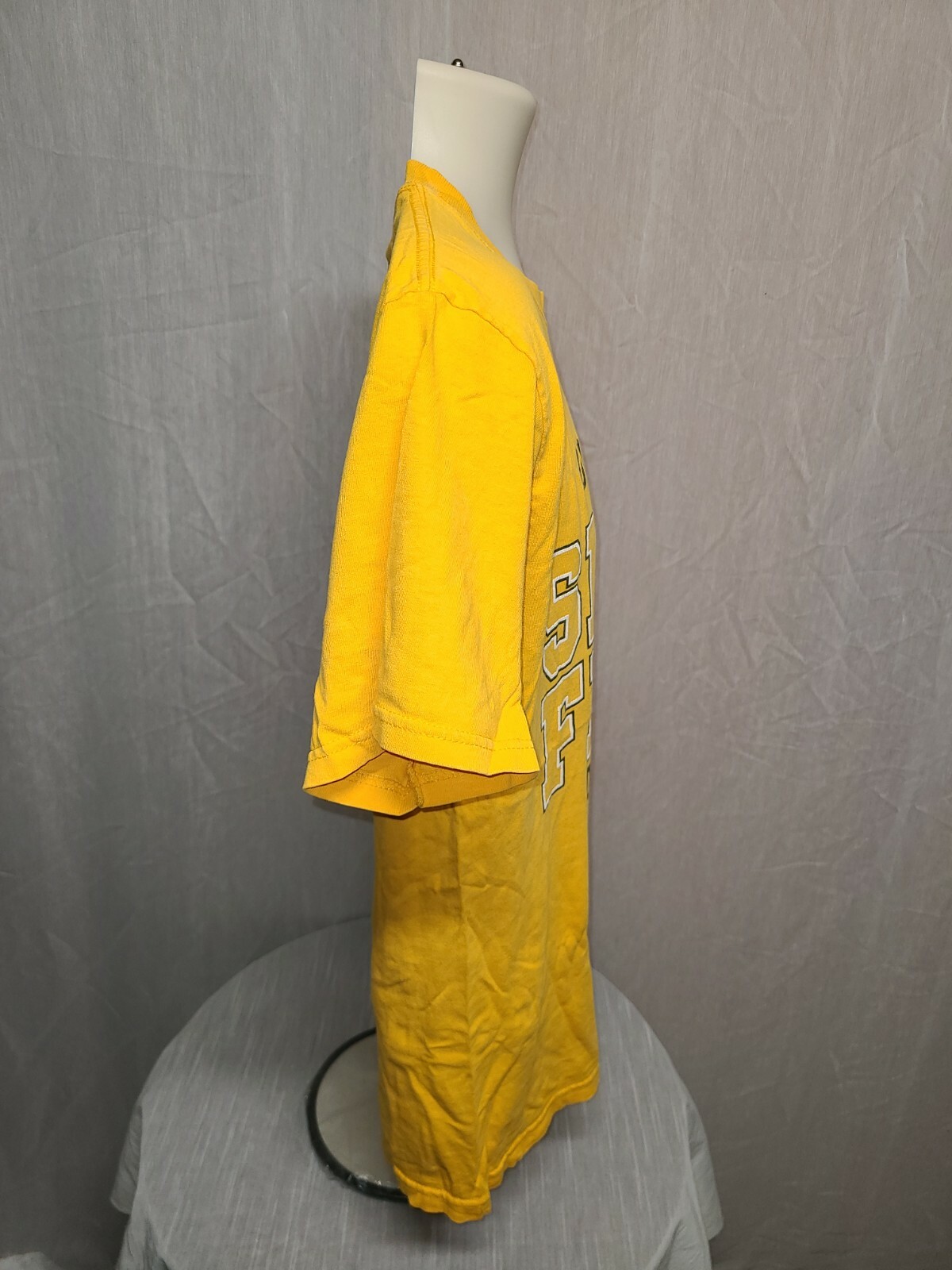University of Senor Frogs Drinking Team Cancun Mexico Adult Medium Yellow TShirt