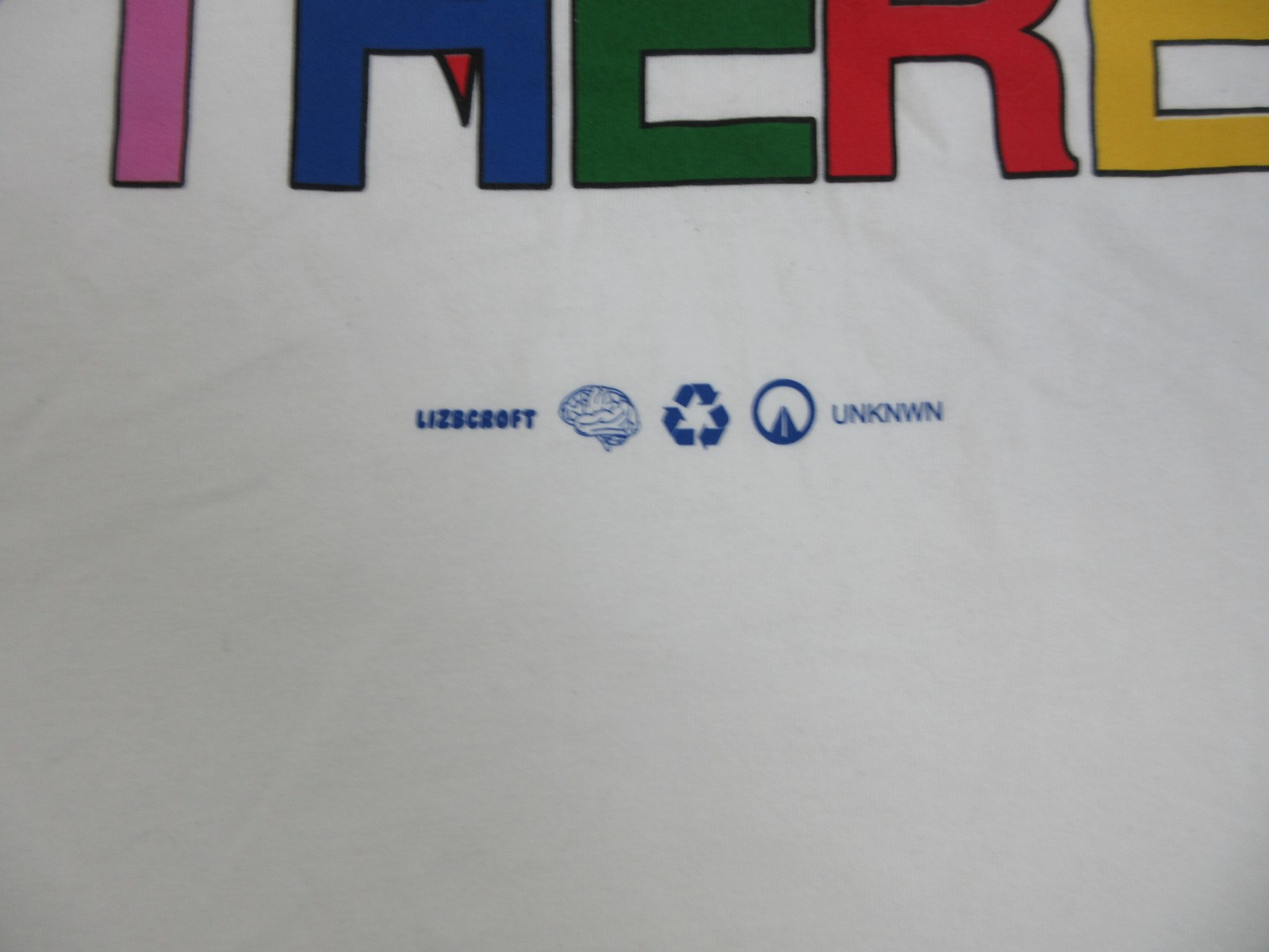 UNKNWN Shirt Mens Large White The Fight To Get There Graphic Smiley USA Tee