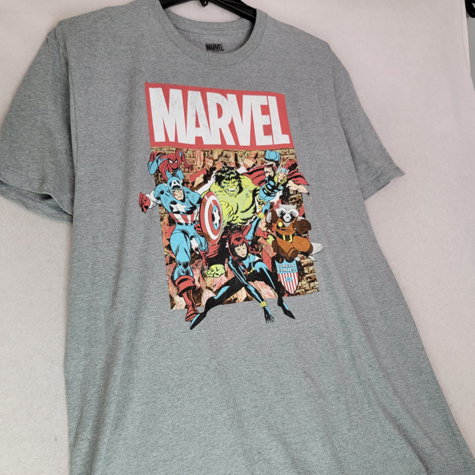 MARVEL COMICS Shirt Mens XL GRAY Golden Age Avengers HULK CPT AMERICA Rocket NWT
