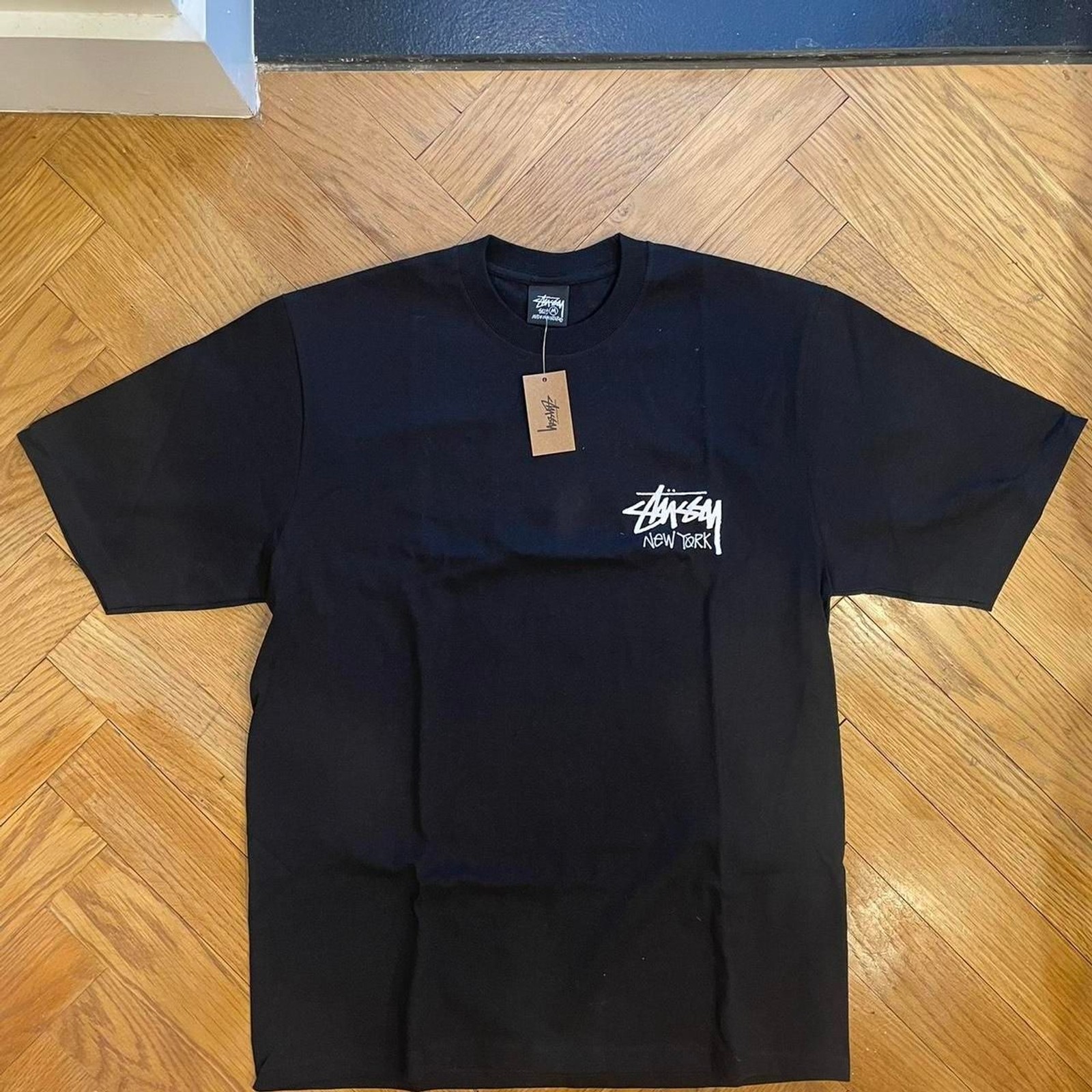 Black Stussy New York Exclusive Chapter t-shirt size Medium