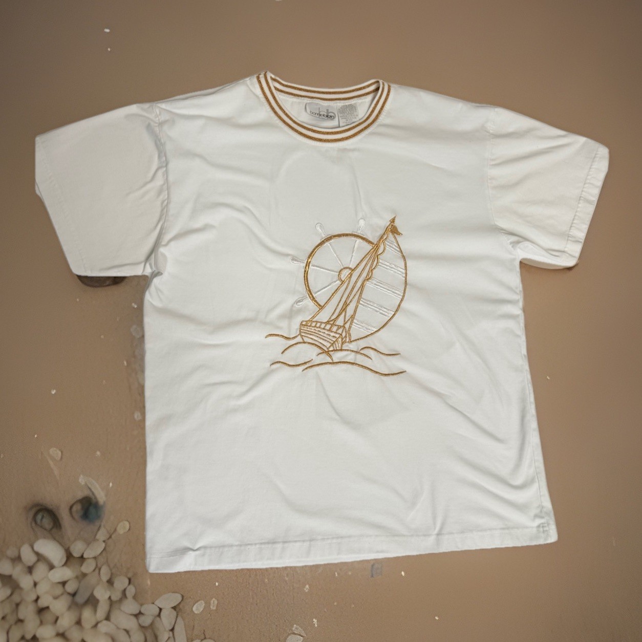 Vintage Bonnie Blain Gold Sailboat Embroidered Tee XL Gold Contrast Collar RETRO