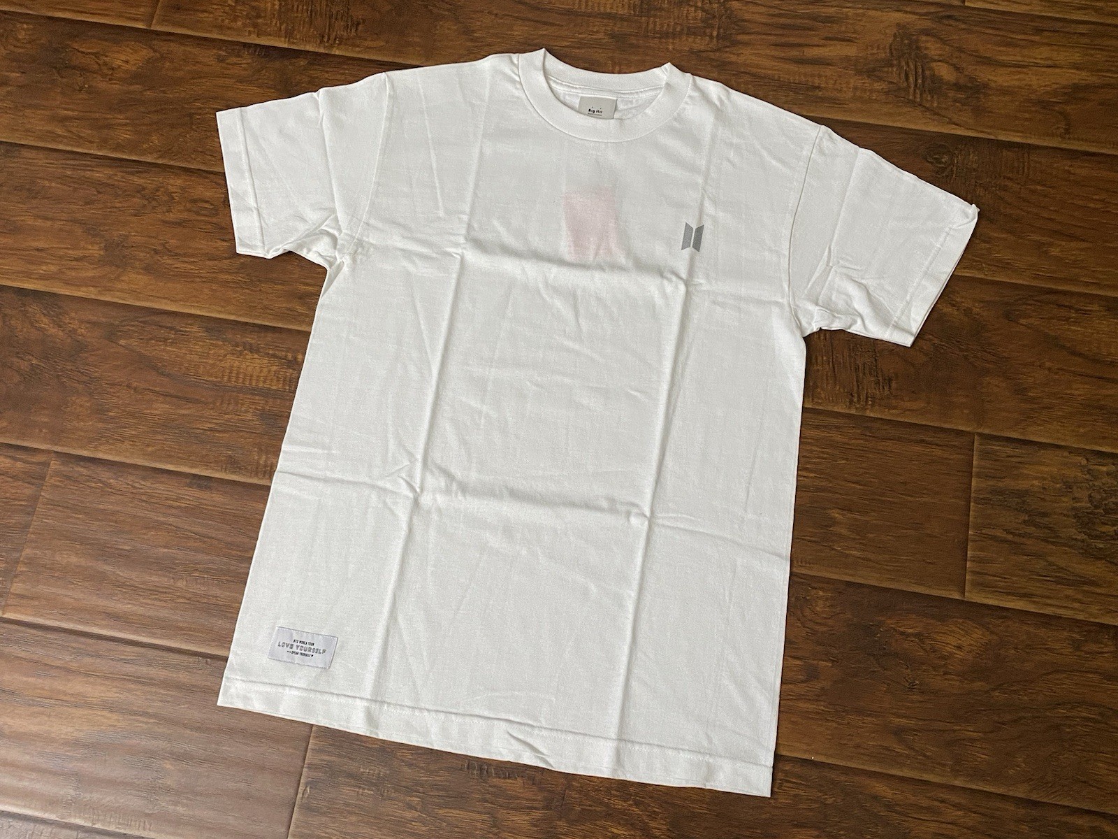 Official BTS Beyond The Scene Men Women Kpop T-Shirt Made In USA NWT Size 1 (S)