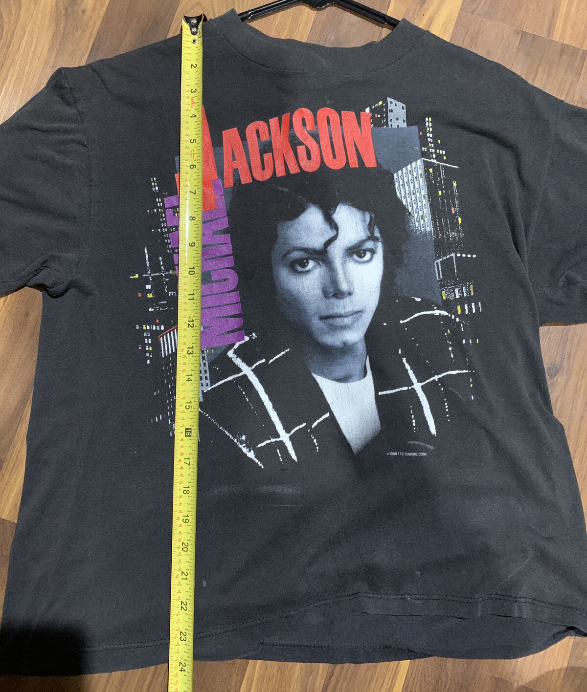 Vtg. Michael Jackson 1988 BAD Tour Concert T-Shirt Dual Sided Size L 42-44