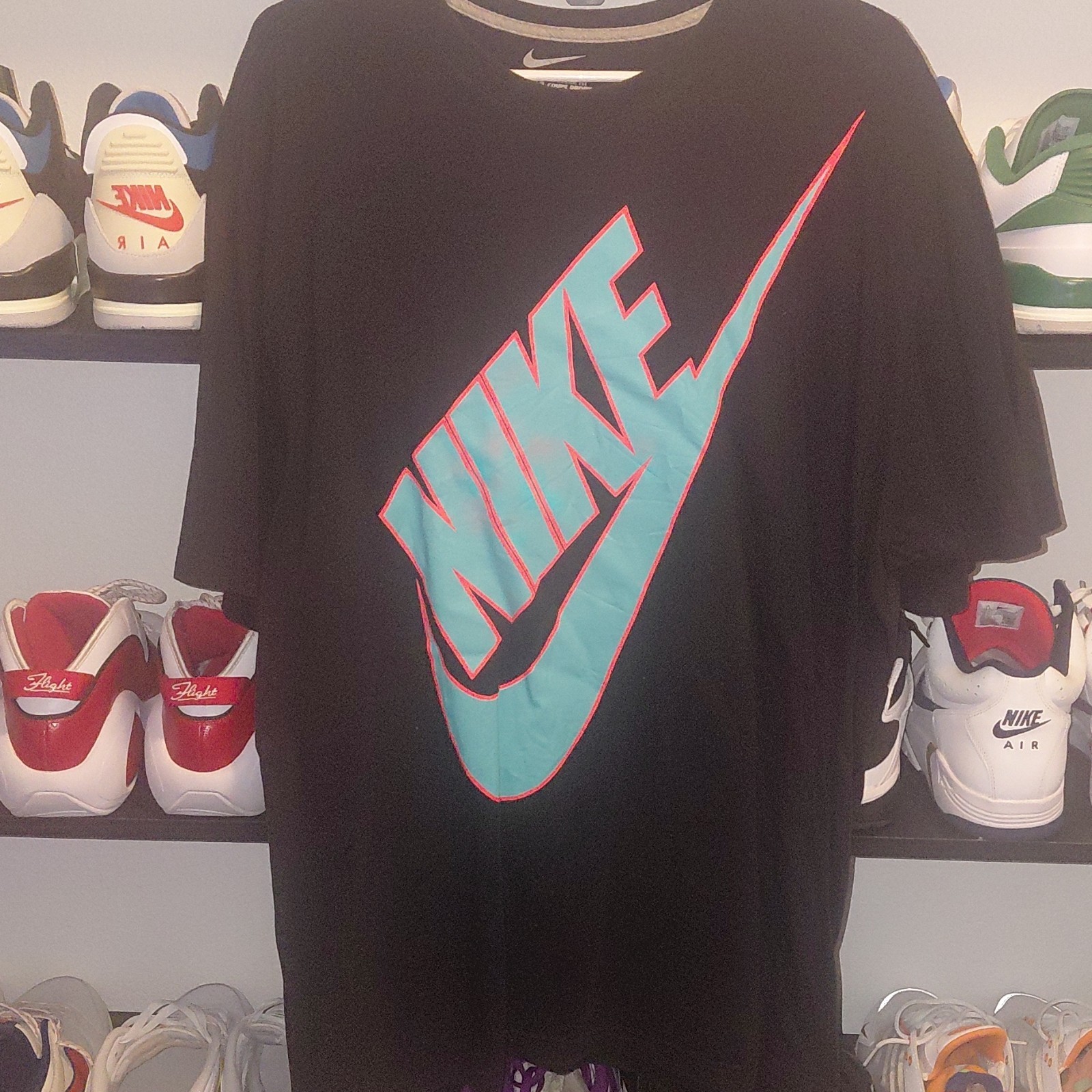 Nike Men’s Regular Fit Crew Neck Short Sleeve Graphic Logo T-Shirt Black XXL