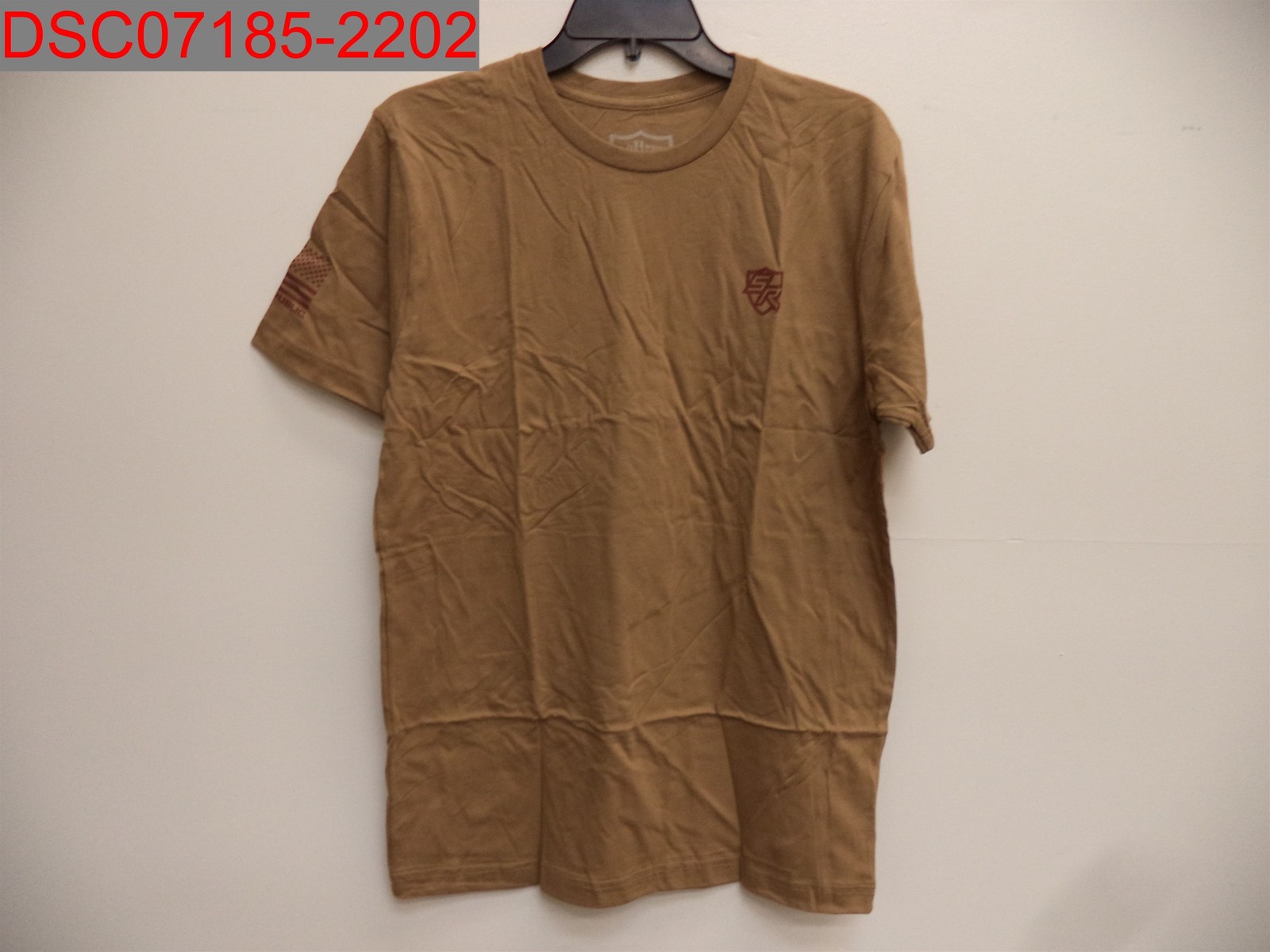 Shield Republic Men’s Coyote Brown SR Shield Logo Left Side Tee, M 92742208165