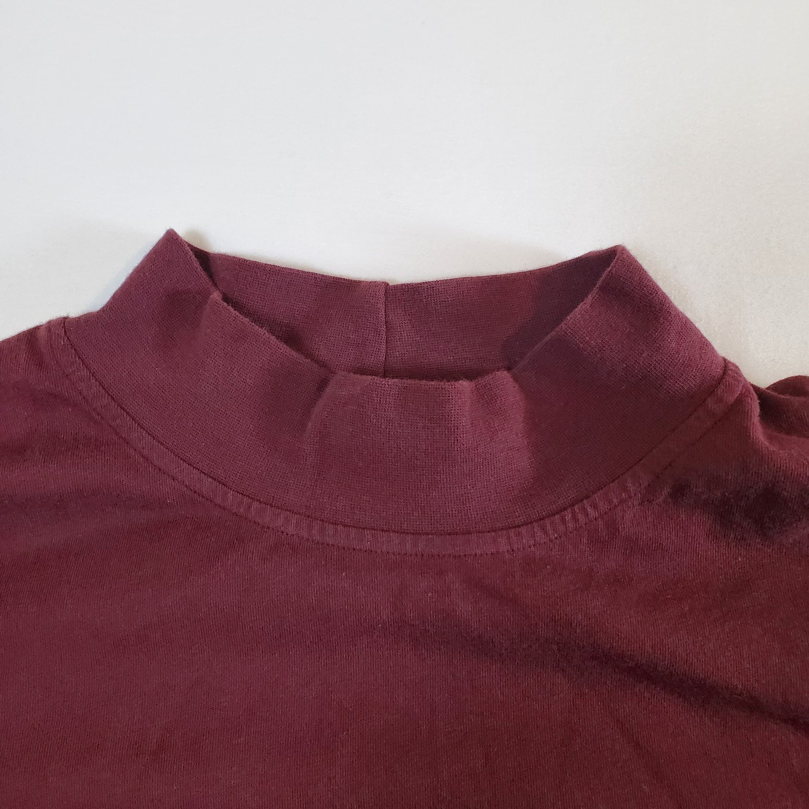 Cabela’s Maroon Made in Canada – L Reg High Neck TShirt T Shirt Top Hunting