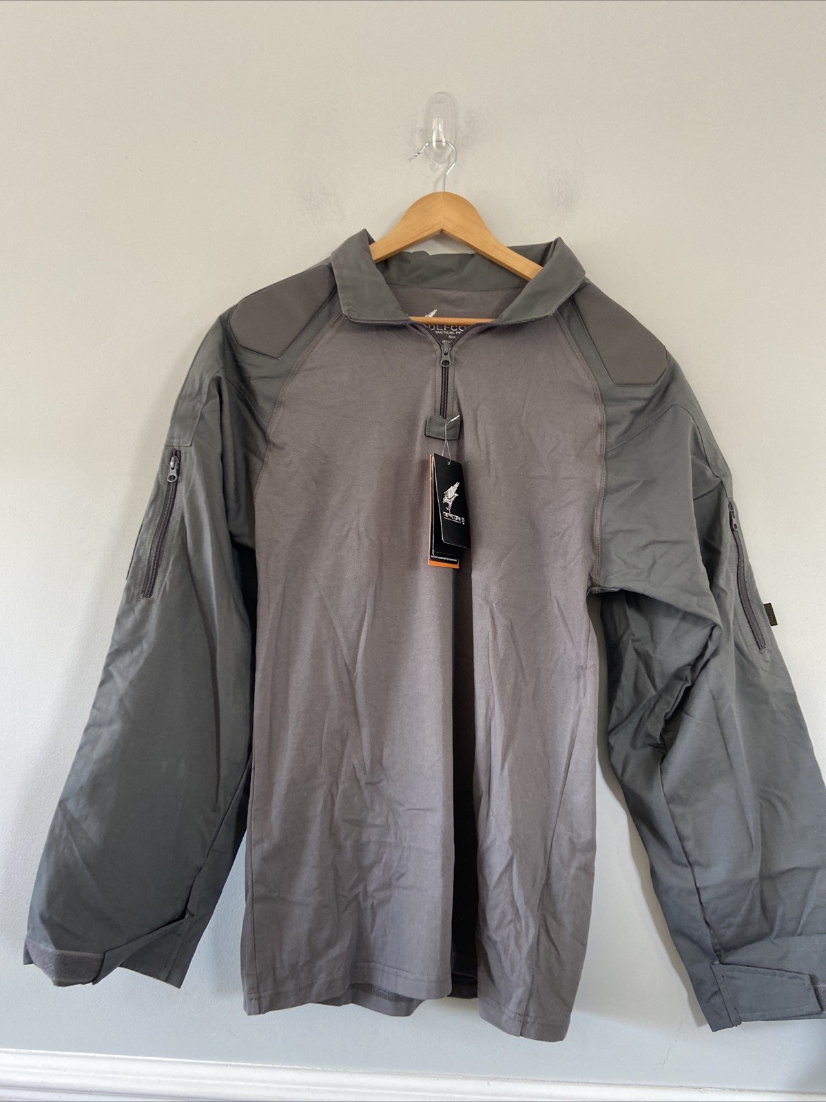 Defcon 5 Tactical Padded T-shirt Combat Shirt Padding Collared Zip Neck XL Grey
