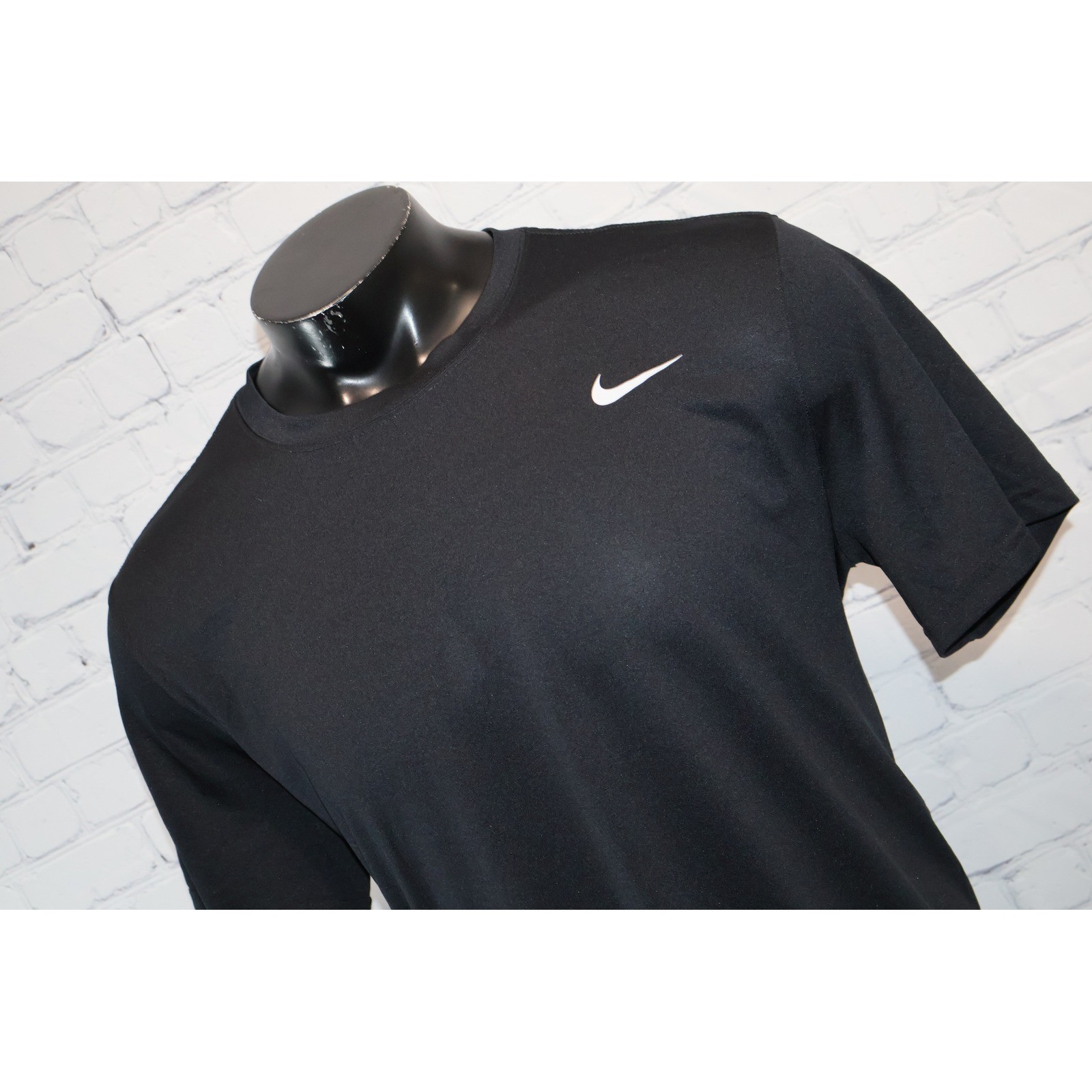Nike Dri-FIT Gym Shirt Mens XL Black Workout Swoosh Performance Tee Polyester