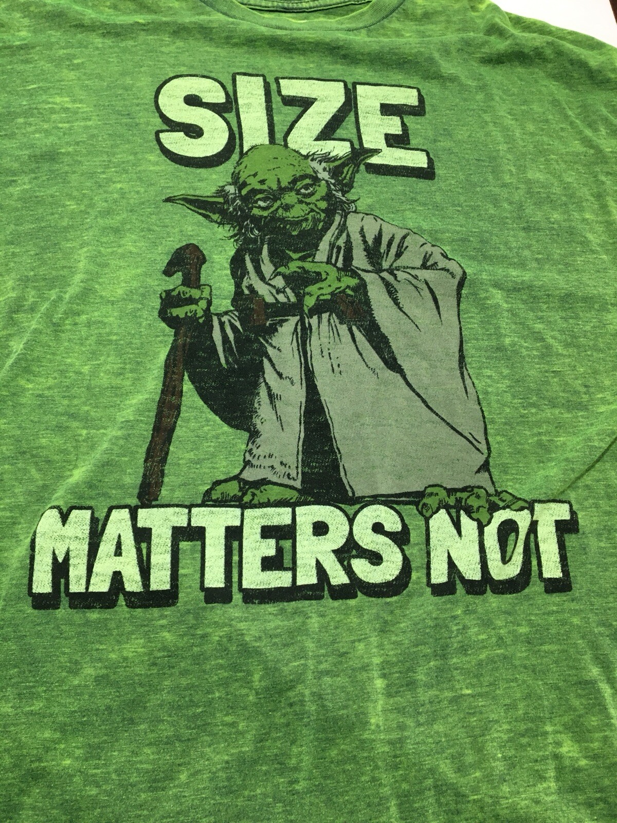 Star Wars Soft Tee Graphic Size Matters Not Size Large 42/44 60% Cotton/40% Poly