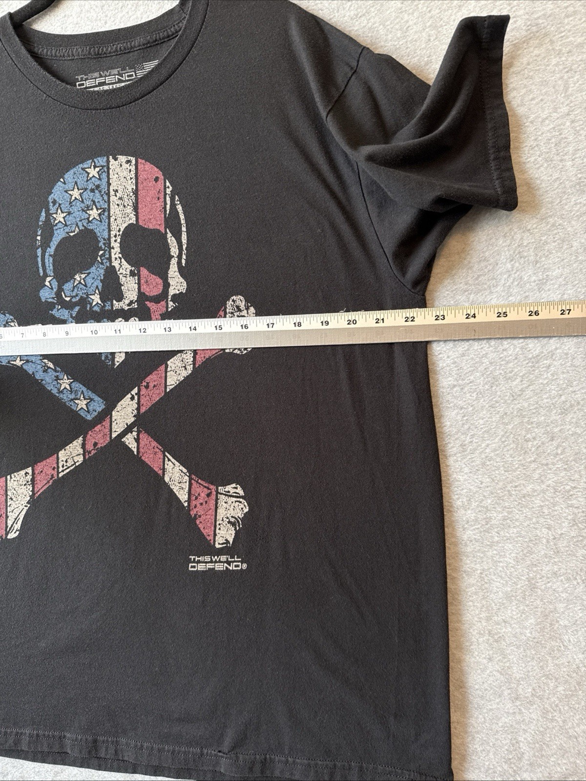 Grunt Syle This We’ll Defend Shirt Mens XL Patriotic US Flag Skull Crossbones