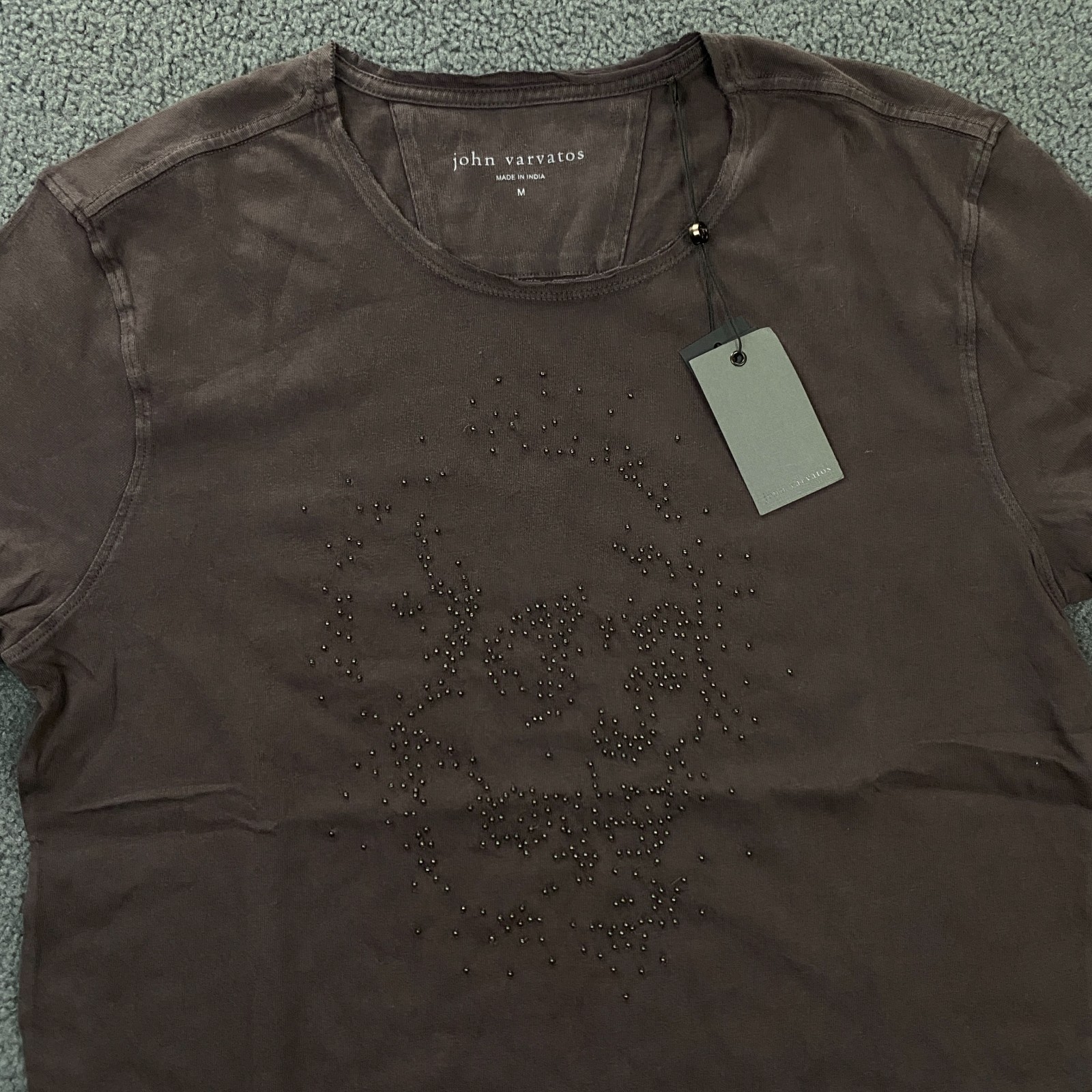$168 John Varvatos Beaded Skull Raw Edge T-Shirt Mens Medium Oxblood Cotton Tee