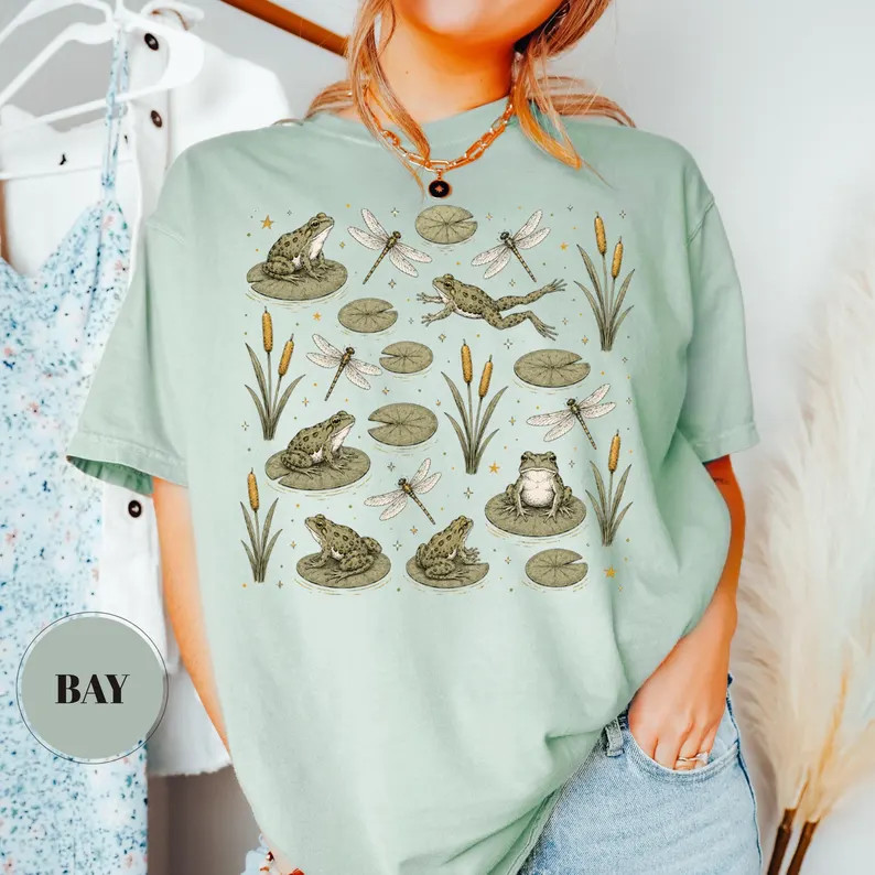 Frogs Lily Pad Comfort Tee Cottagecore Pond Nature Lover Cozy Soft