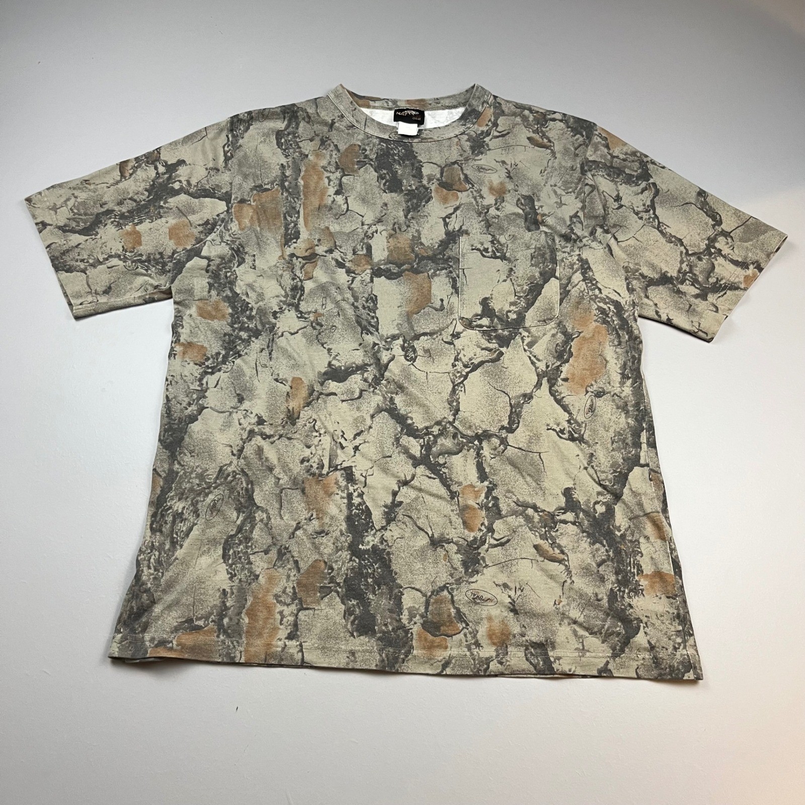 VTG Natural Gear Pocket T-Shirt Mens XL Brown Tan Camo Bark Hunting Short Sleeve