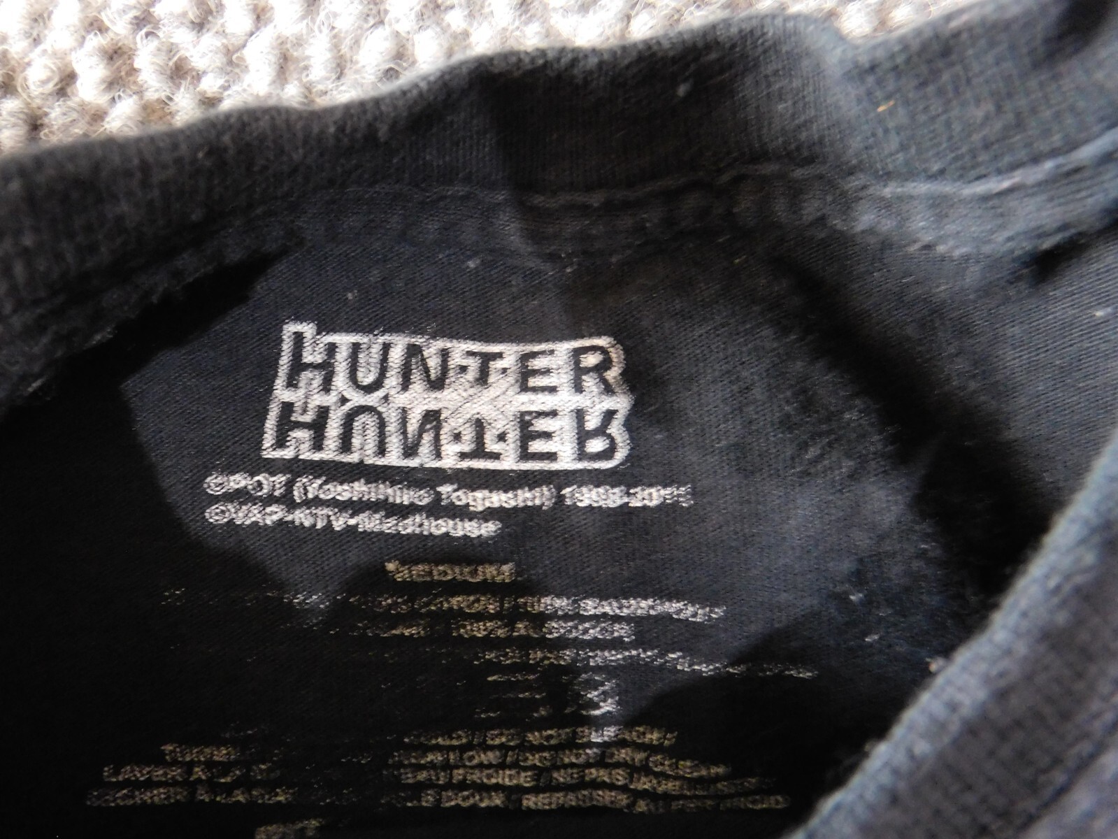 Hunter Hunter Mens Shirt Medium black anime graphic