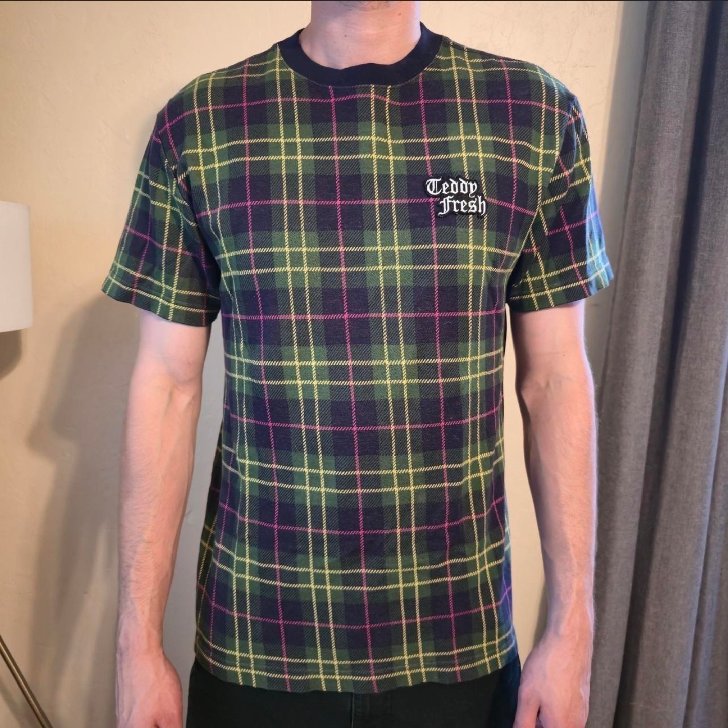 Teddy Fresh Men’s Medium T-Shirt Green Navy Blue Plaid