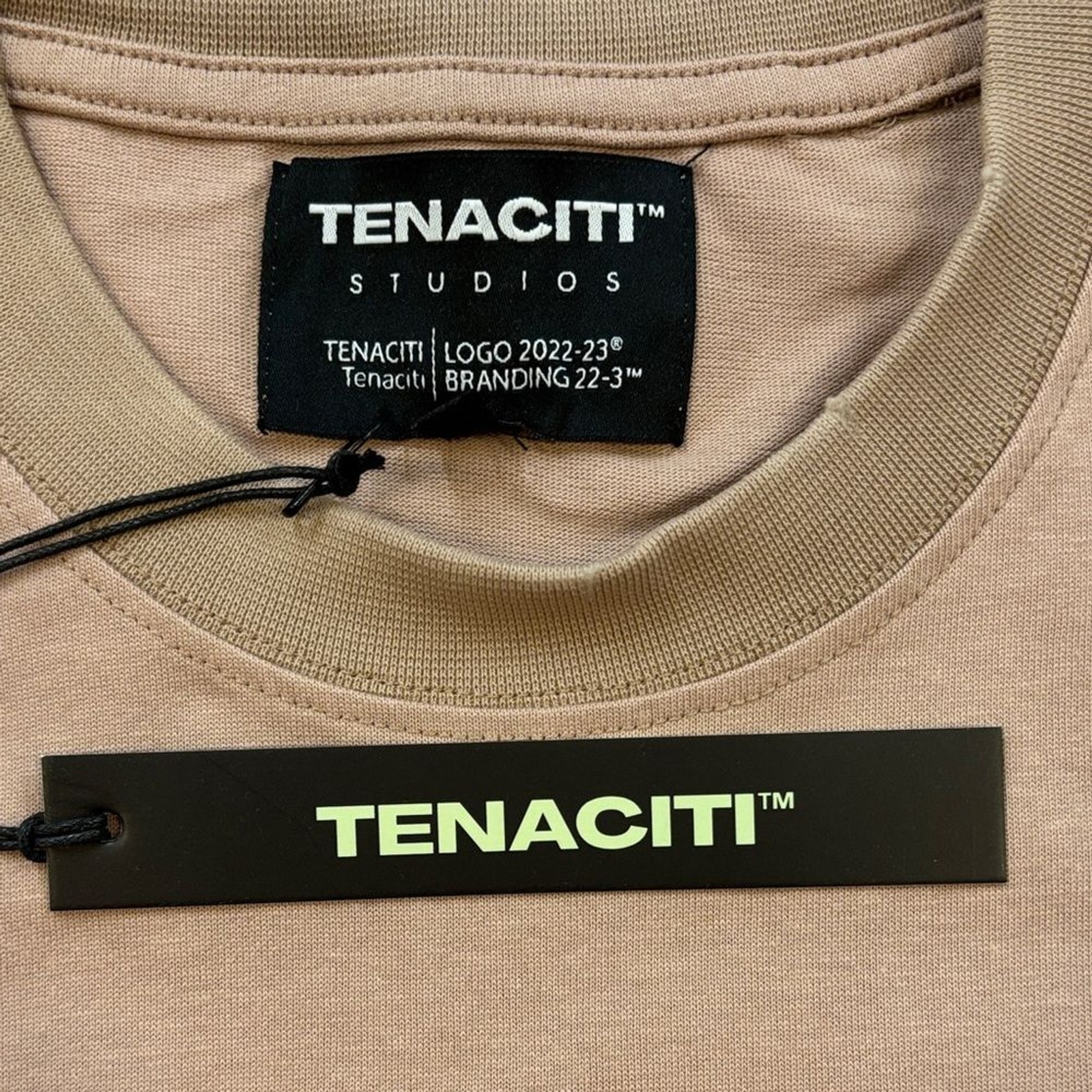 Tenaciti Studios Fire Dog Men’s Tee Shirt-NEW w TAGS