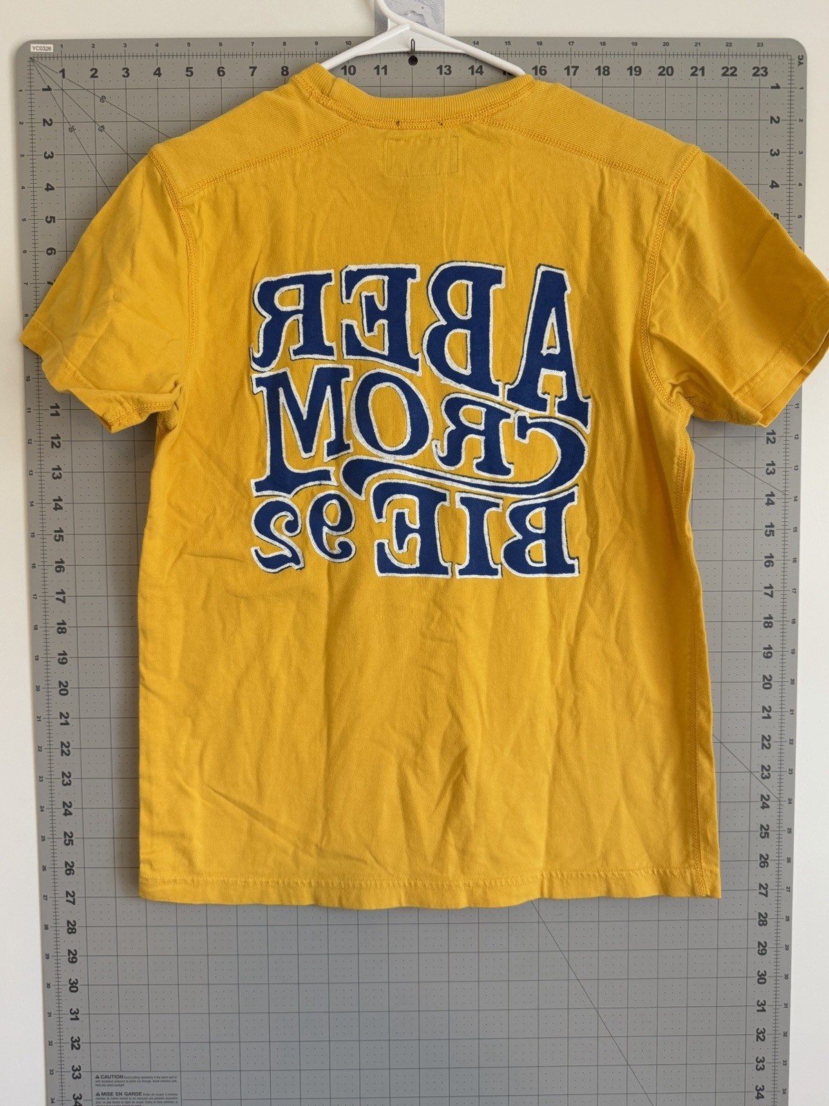VTG Abercrombie & Fitch Men’s Muscle Fit Graphic Logo Crew Neck Tee Cotton S