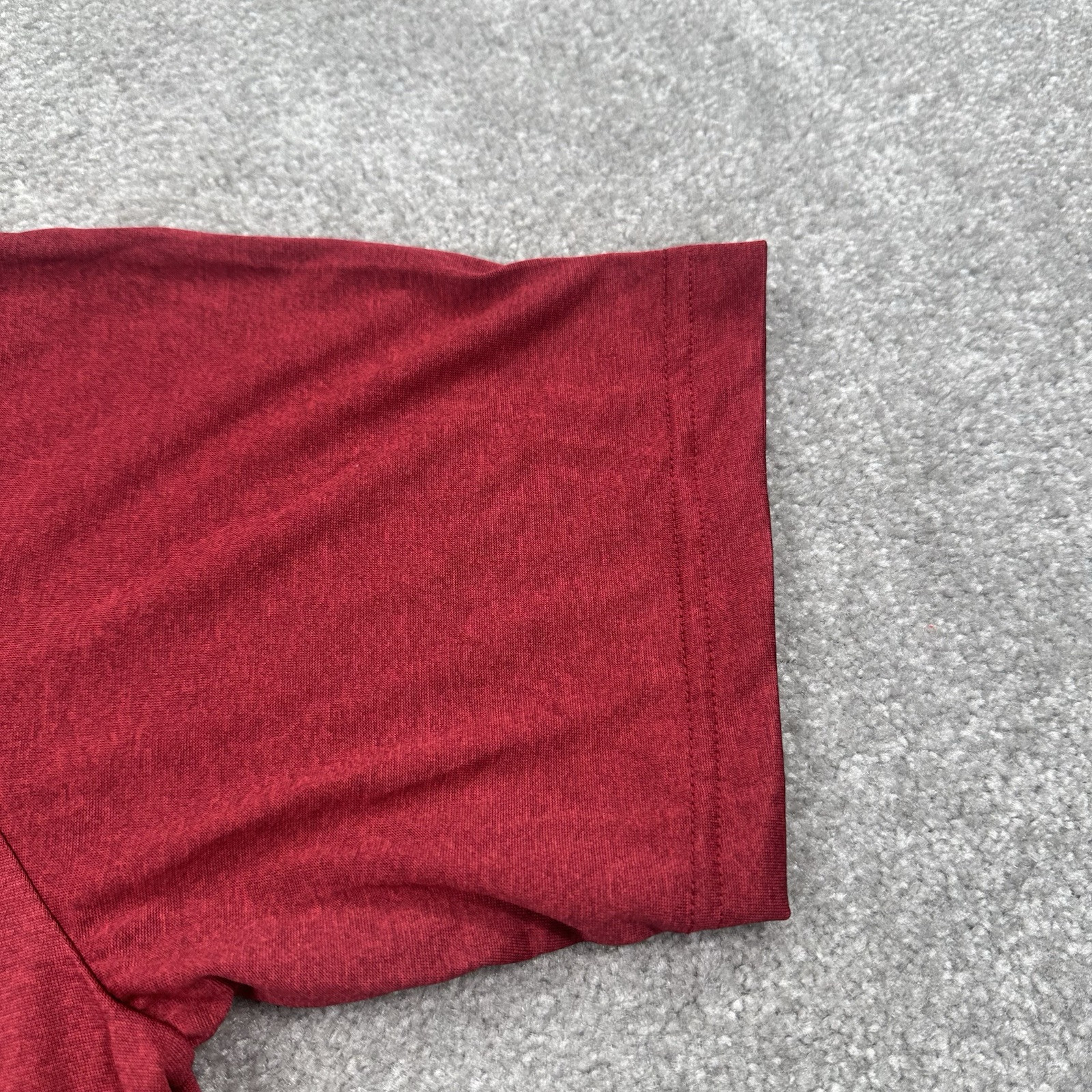 Sport-Tek Adult T Shirt Size Small Dark Red Short Sleeves Activewear