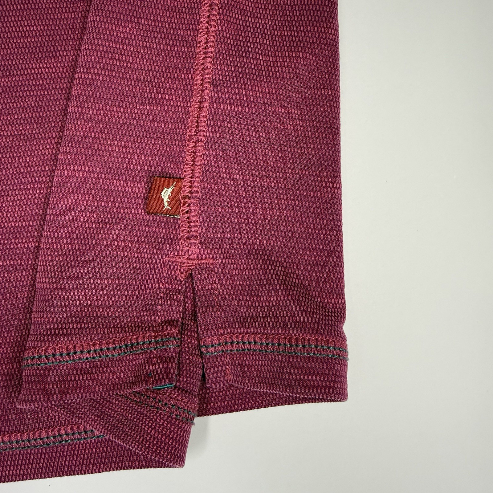 Tommy Bahama T-shirt Men’s Red Burgundy Cooling Quick Dry Sz XL