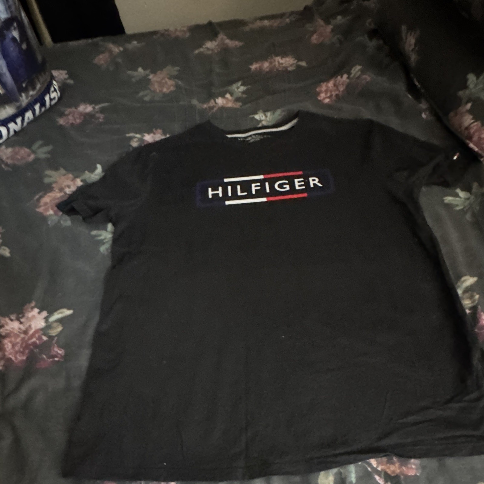Tommy Hilfiger Men’s Black Logo Graphic Print Crew Neck T-Shirt Short Sleeve L