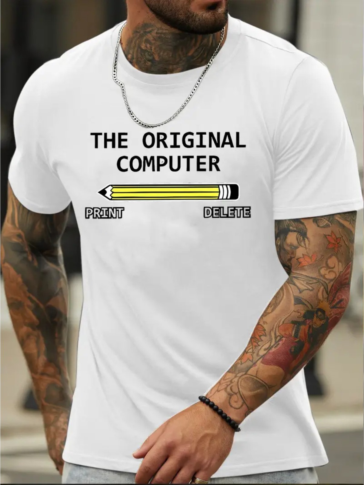 Casual Round Neck T-Shirt for Men Featuring a Distinctive Graphic Design, Perf