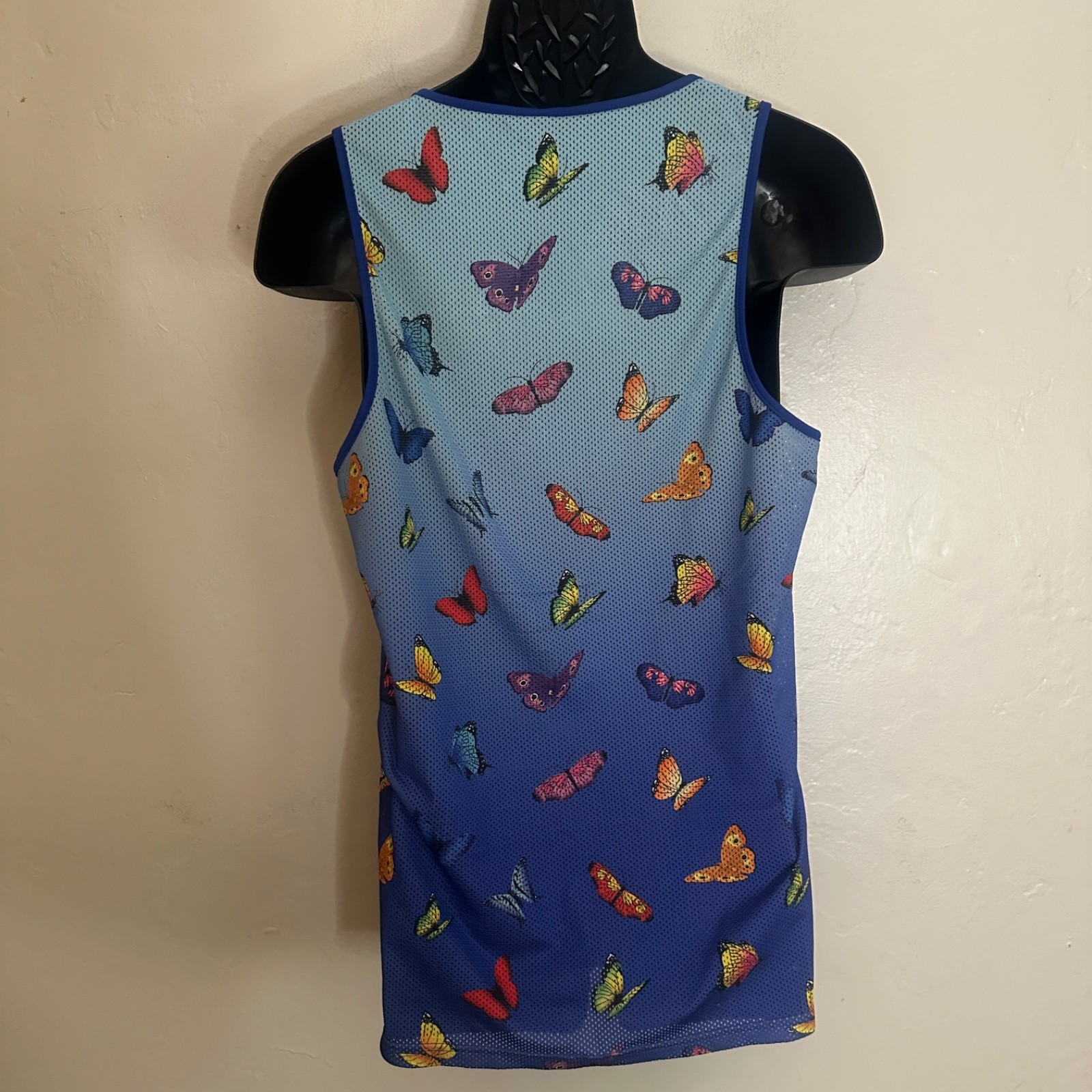 Steele Mesh Tank Top Small Gently worn 90% polyester/10% elastane pinpoint mesh
