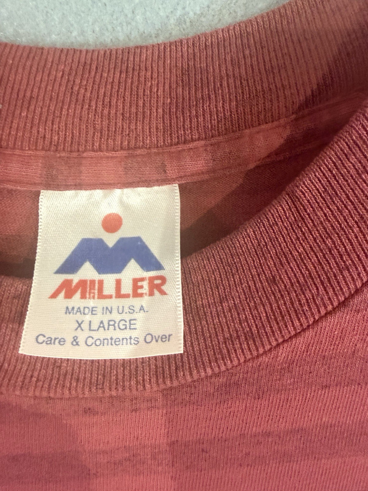 Vintage 90’s Alaska Red Striped T Shirt Size XL Made In USA Otter Short Sleeve