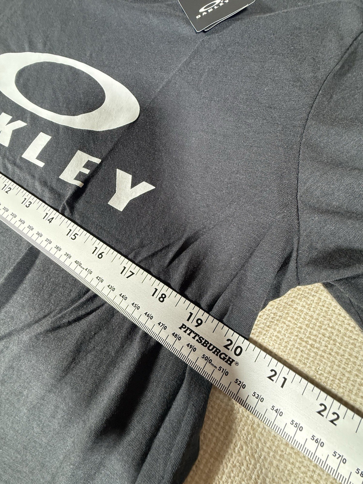 OAKLEY O BARK BLACKOUT T-Shirt NWT Medium FREE SHIPPING!!!
