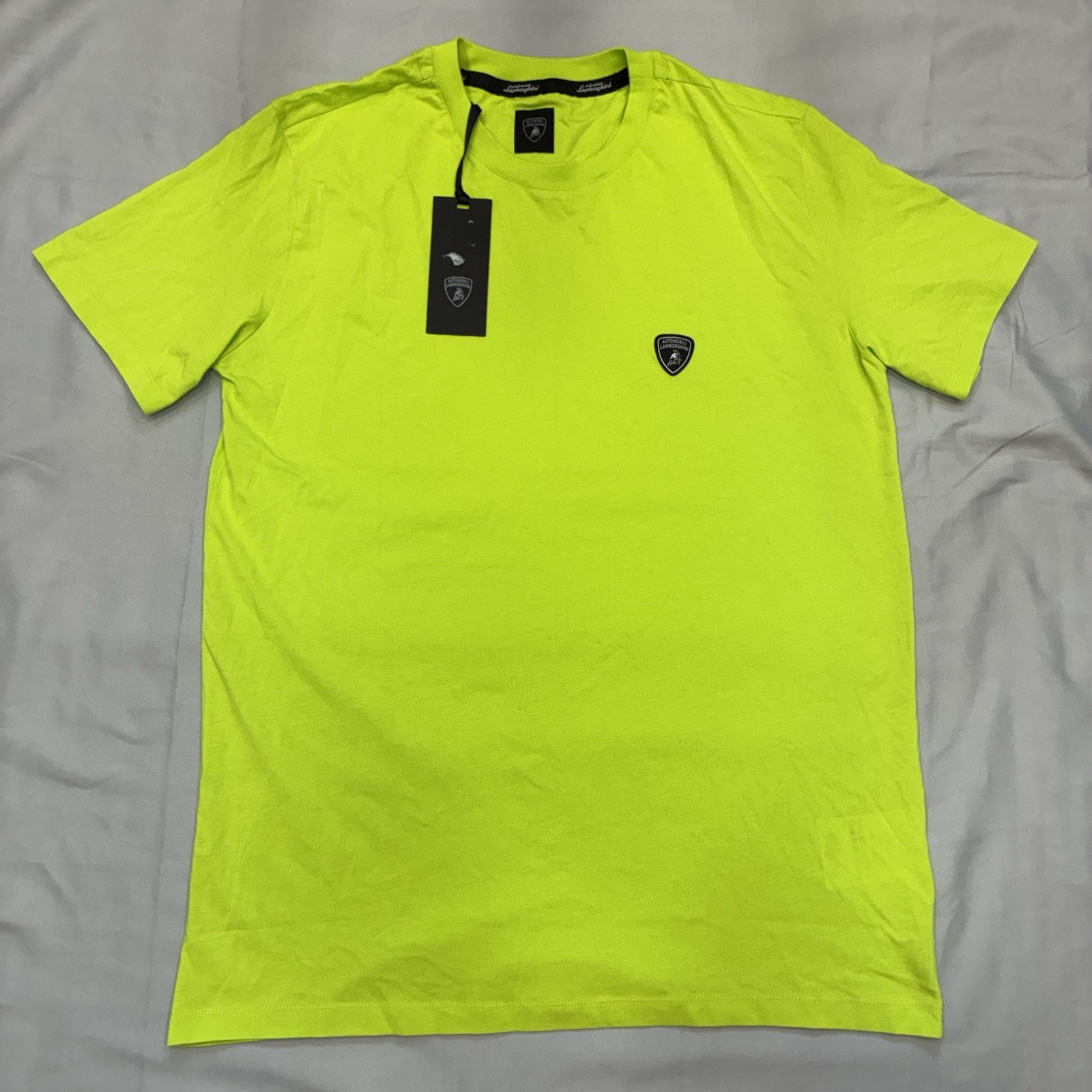 100% Authentic Lamborghini Short Sleeve T-Shirt Mens XL Sportswear Fit MSRP $200