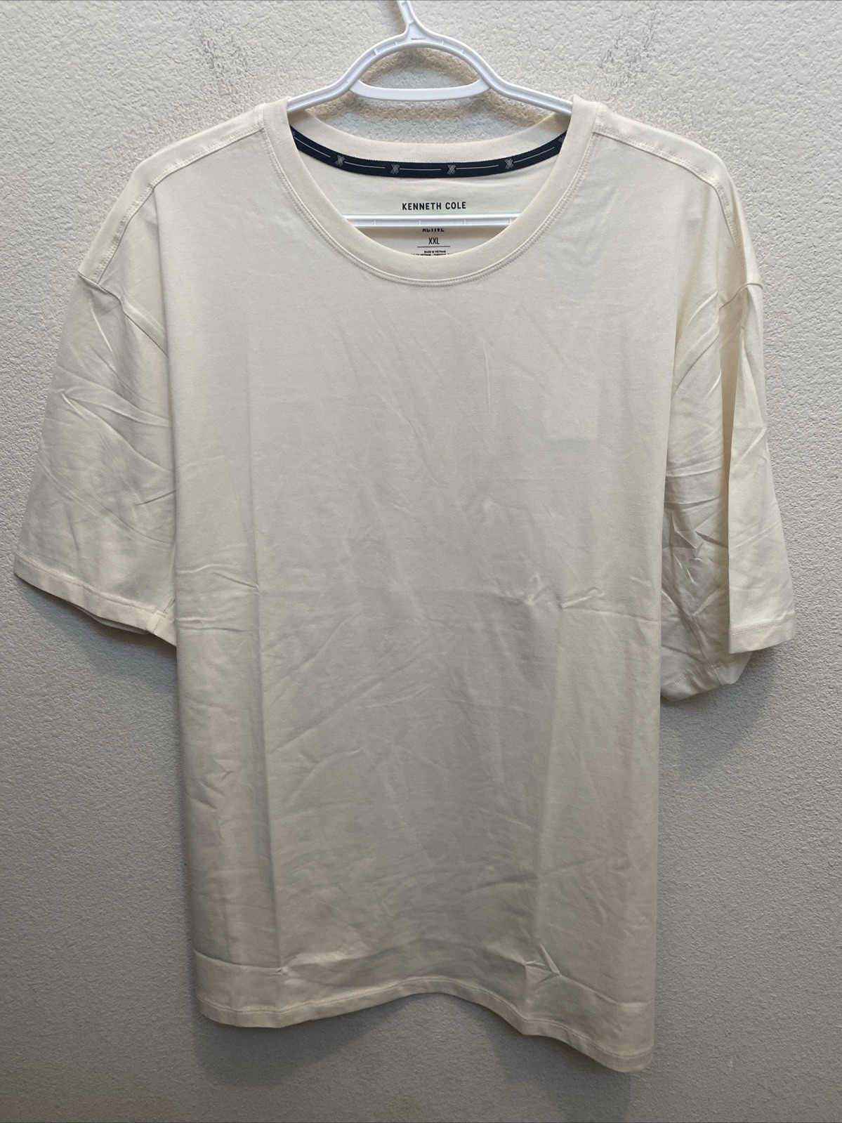Kenneth Cole Active Men T-Shirt 2XL Off White Short Sleeve Crew Neck Tee NWT