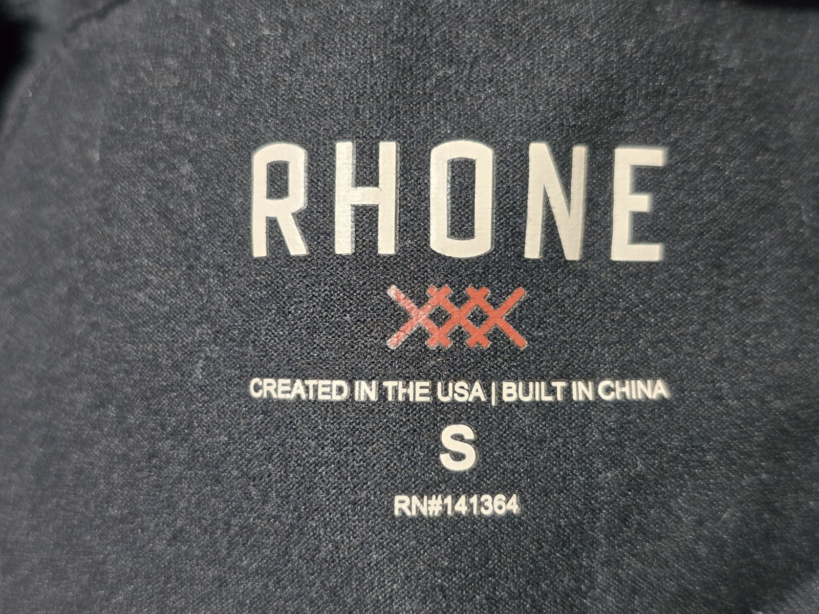 Rhone Men’s Black Reign Long Sleeve Tee Shirt Small