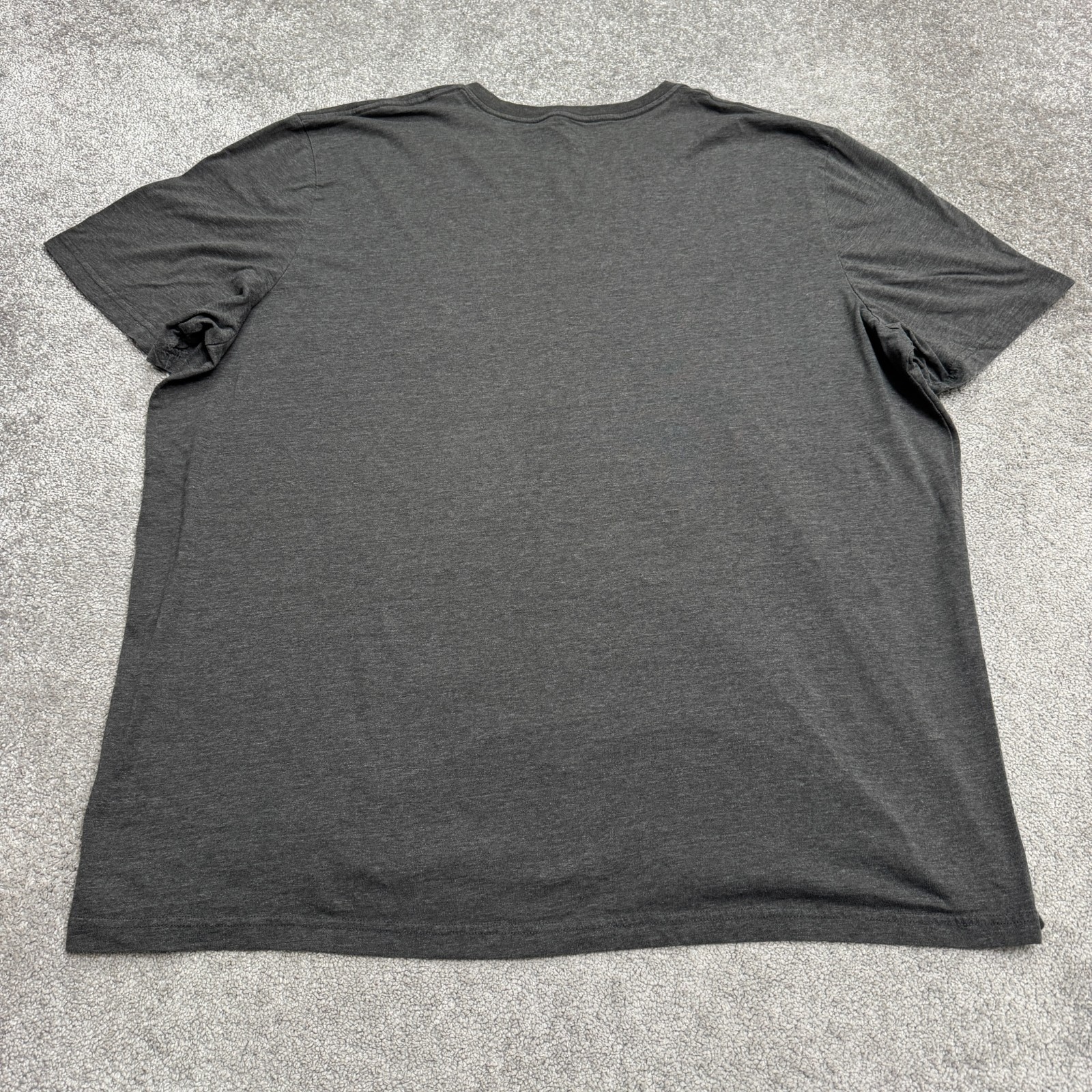 St. John’s Bay Quick-Dri Easy Care Basic T-Shirt Mens 5XL Tall Gray V-Neck Tee