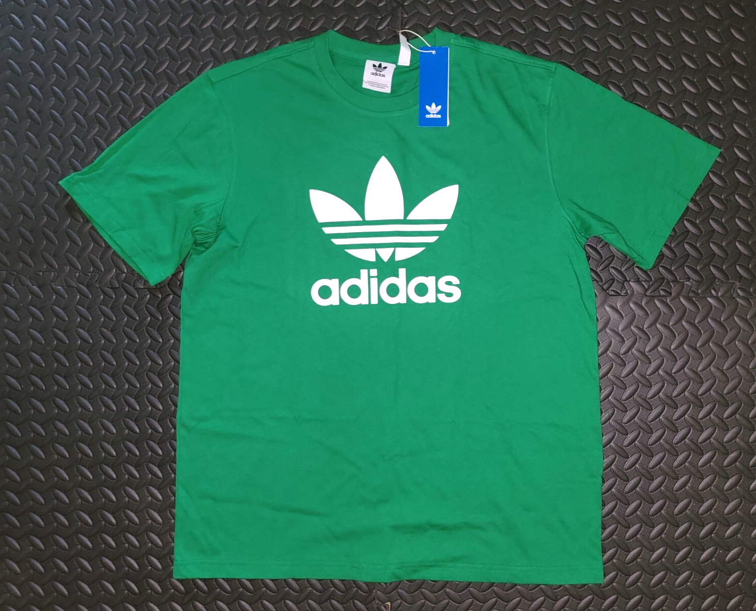 NEW MENS ADIDAS ORIGINALS TREFOIL TEE SHIRT ~SIZE LARGE #IR8012 GREEN