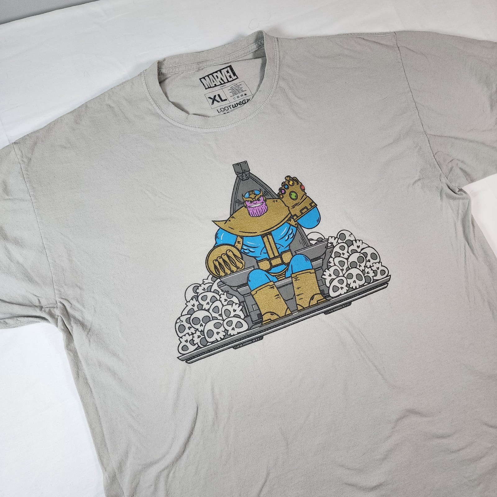 Thanos Avengers Infinity War Marvel Loot Crate Gray TShirt Size XL Lootwear 2018