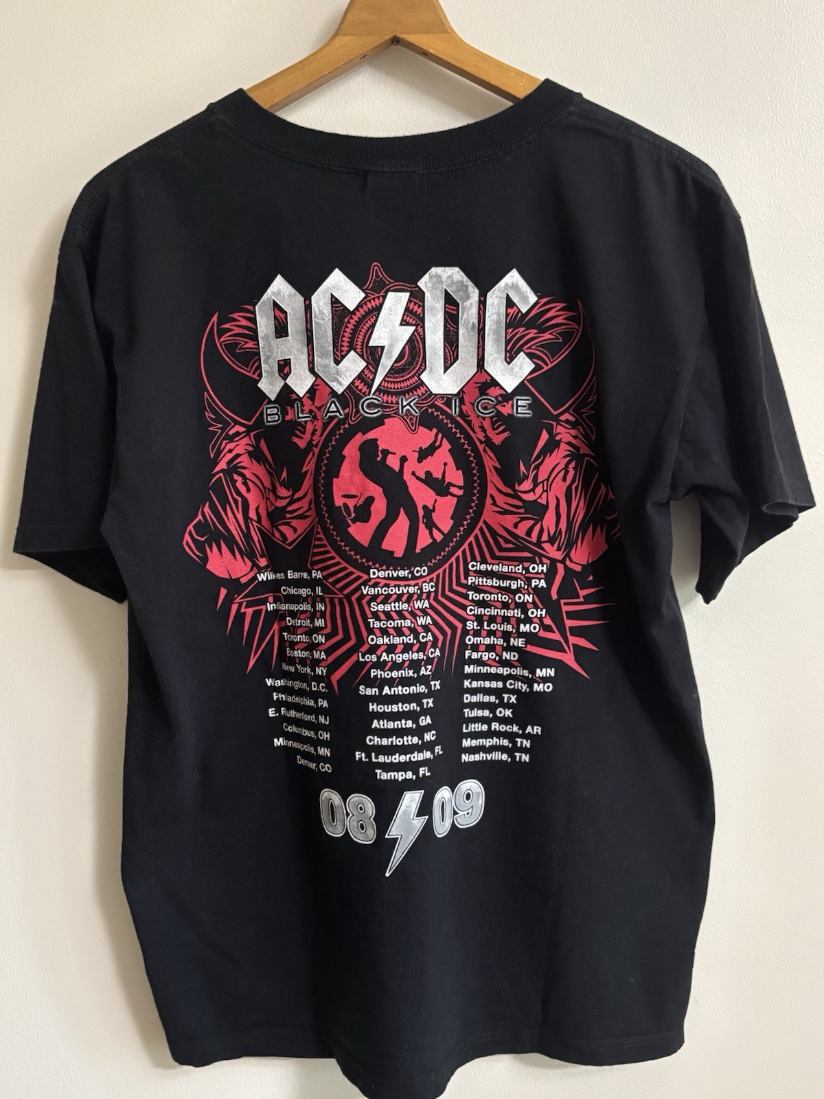 AC/DC Rock N Roll Train 08/09 Black Graphic Shirt Men’s Medium Short Sleeve