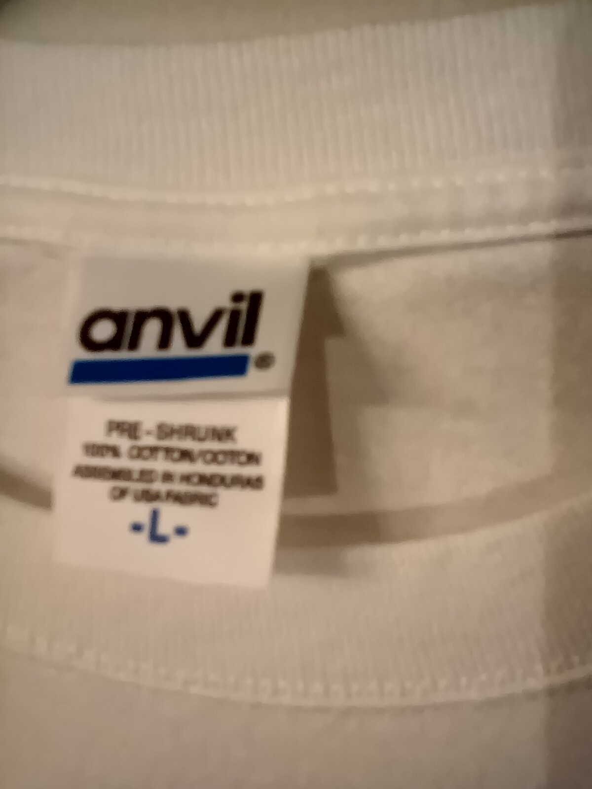 Anvil men”s white tee graphic New Mexico print on front LG cotton chest 44″