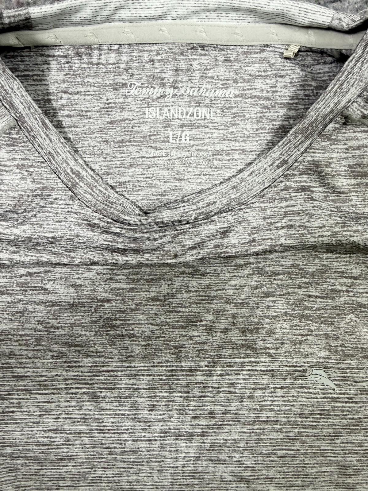 Tommy Bahama Men’s Oasis Fade Crew Neck Short Sleeve Tee Gray Size LG