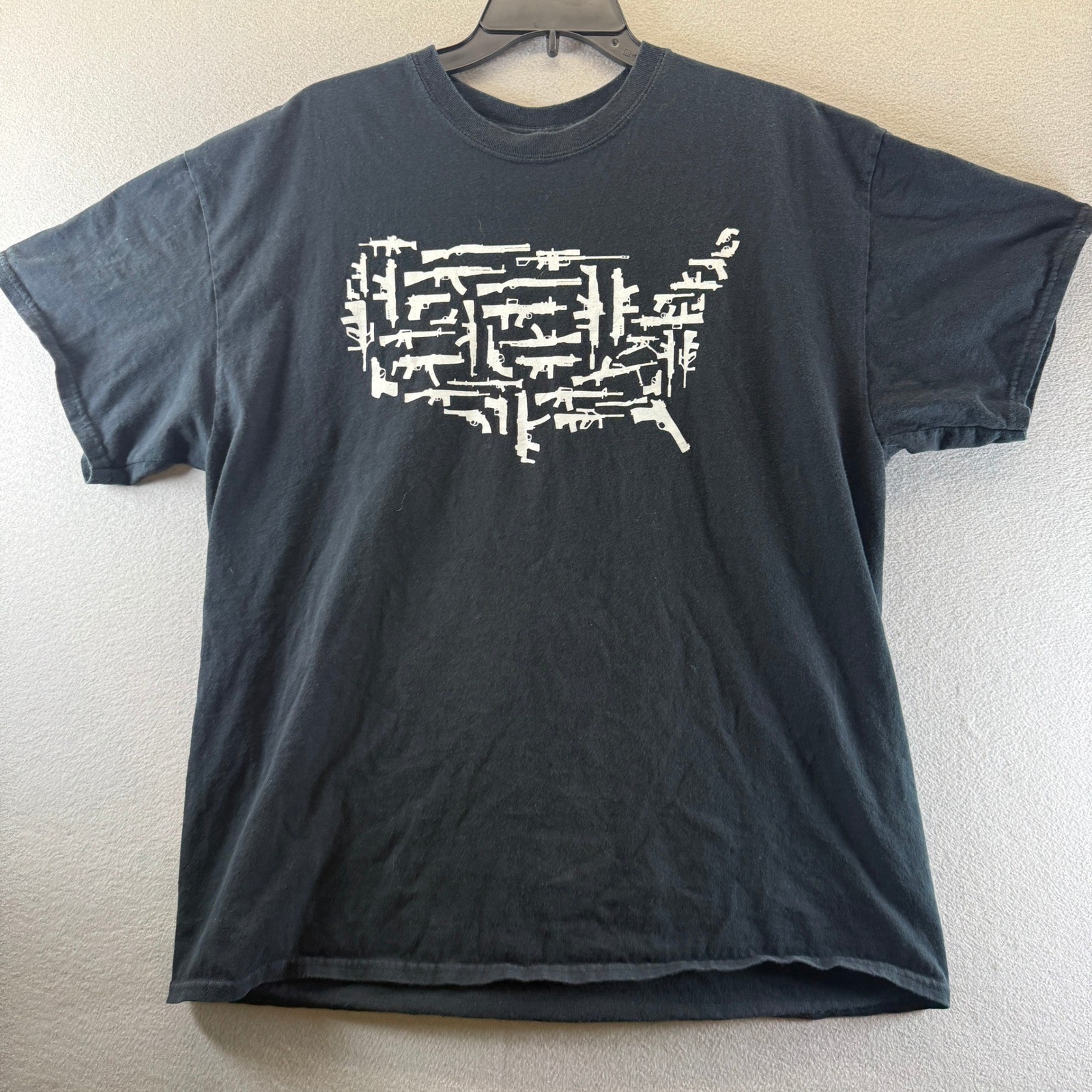 GunShowTees Mens XL Black USA Map Guns Graphic T-Shirt Preshrunk Cotton