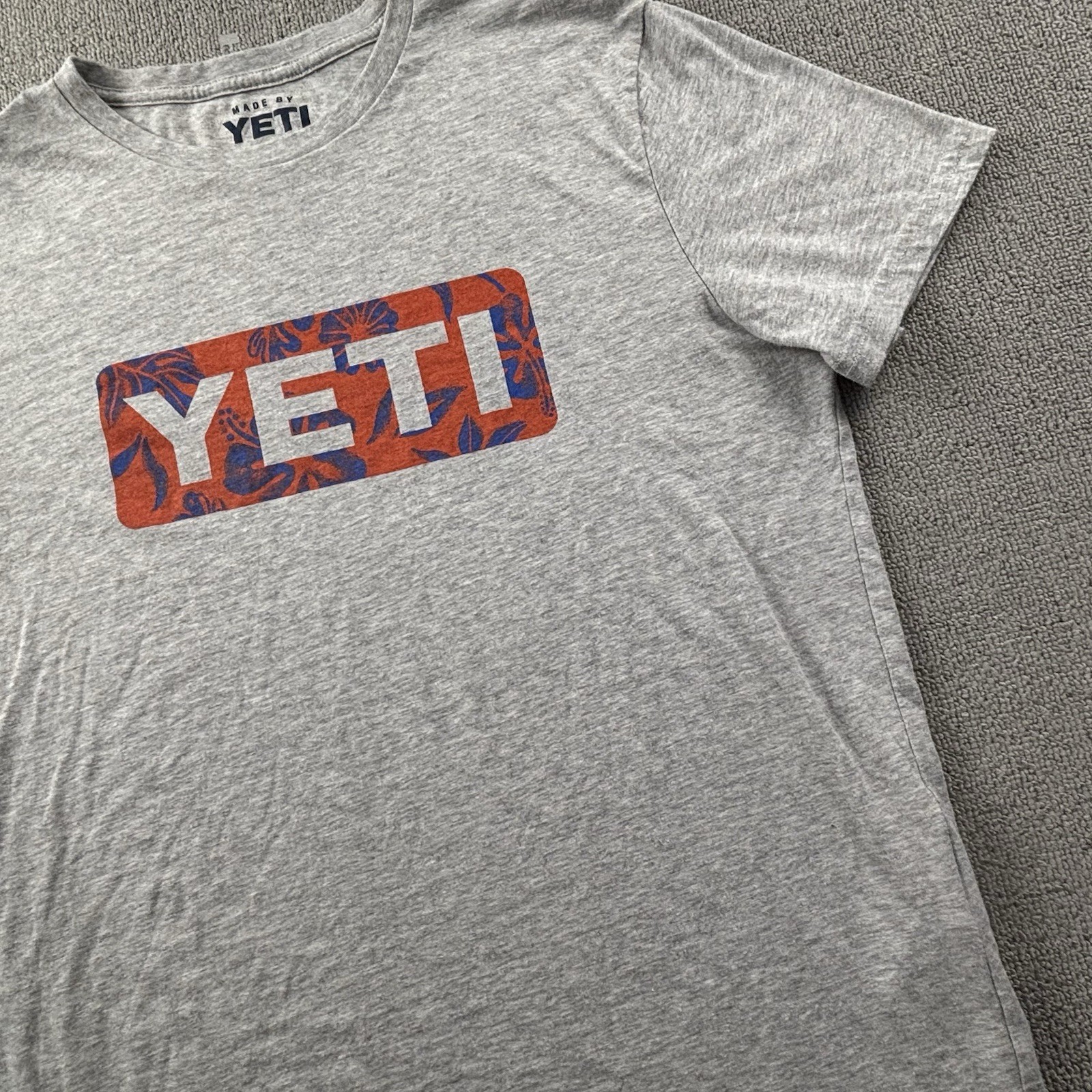 Yeti Shirt Adult Medium Gray Short Sleeve Outdoor Active Casual Men’s