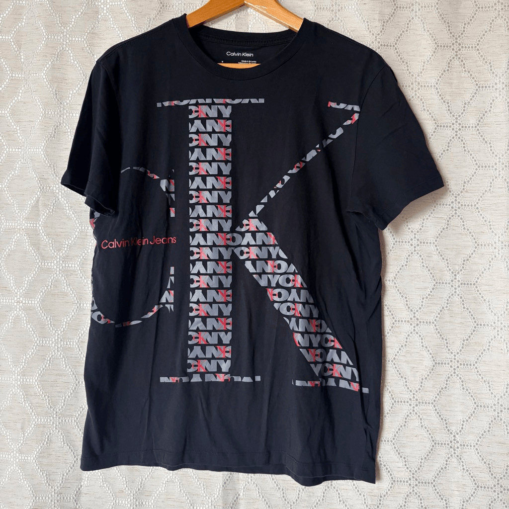 Calvin Klein M Black Tee Shirt Crewneck Top Preppy Sporty Luxury Casual Classic