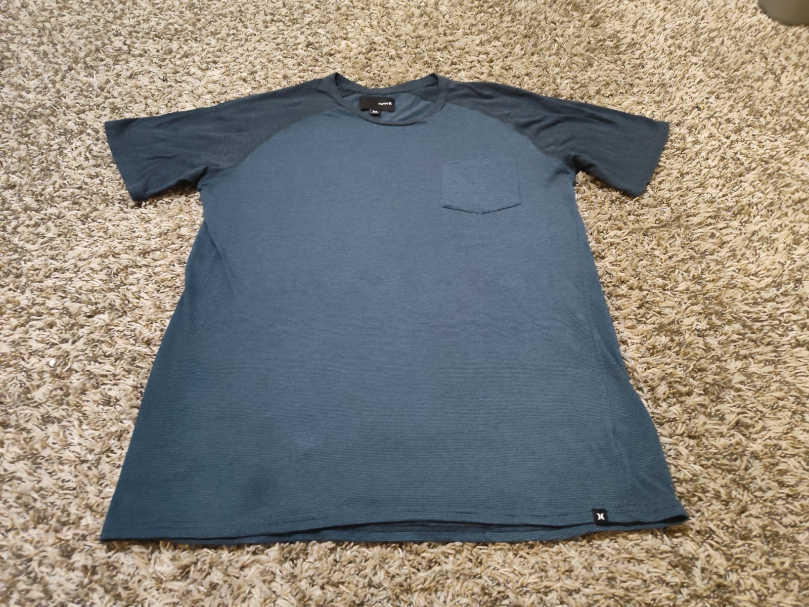 Hurley T Shirt Mens XL Blue Striped Short Sleeve Crewneck Pullover Cotton Poly