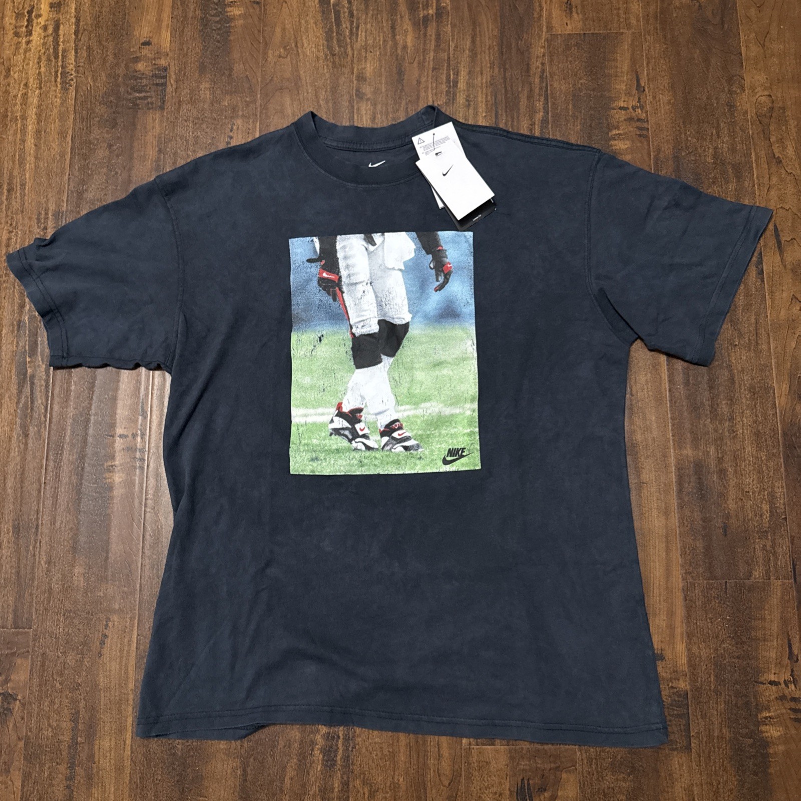 NWT Nike Max90 Deon Sanders Diamond Turf Black T-Shirt HQ0018-010 Men’s M. A4