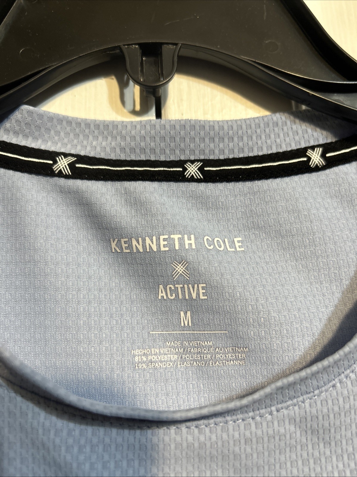 Kenneth Cole Active Short Sleeve Crew Neck T-Shirt Size M Medium Light Blue Mens
